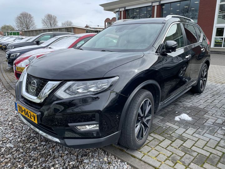 NISSAN X-TRAIL 2018 jn1tdat32u0108930