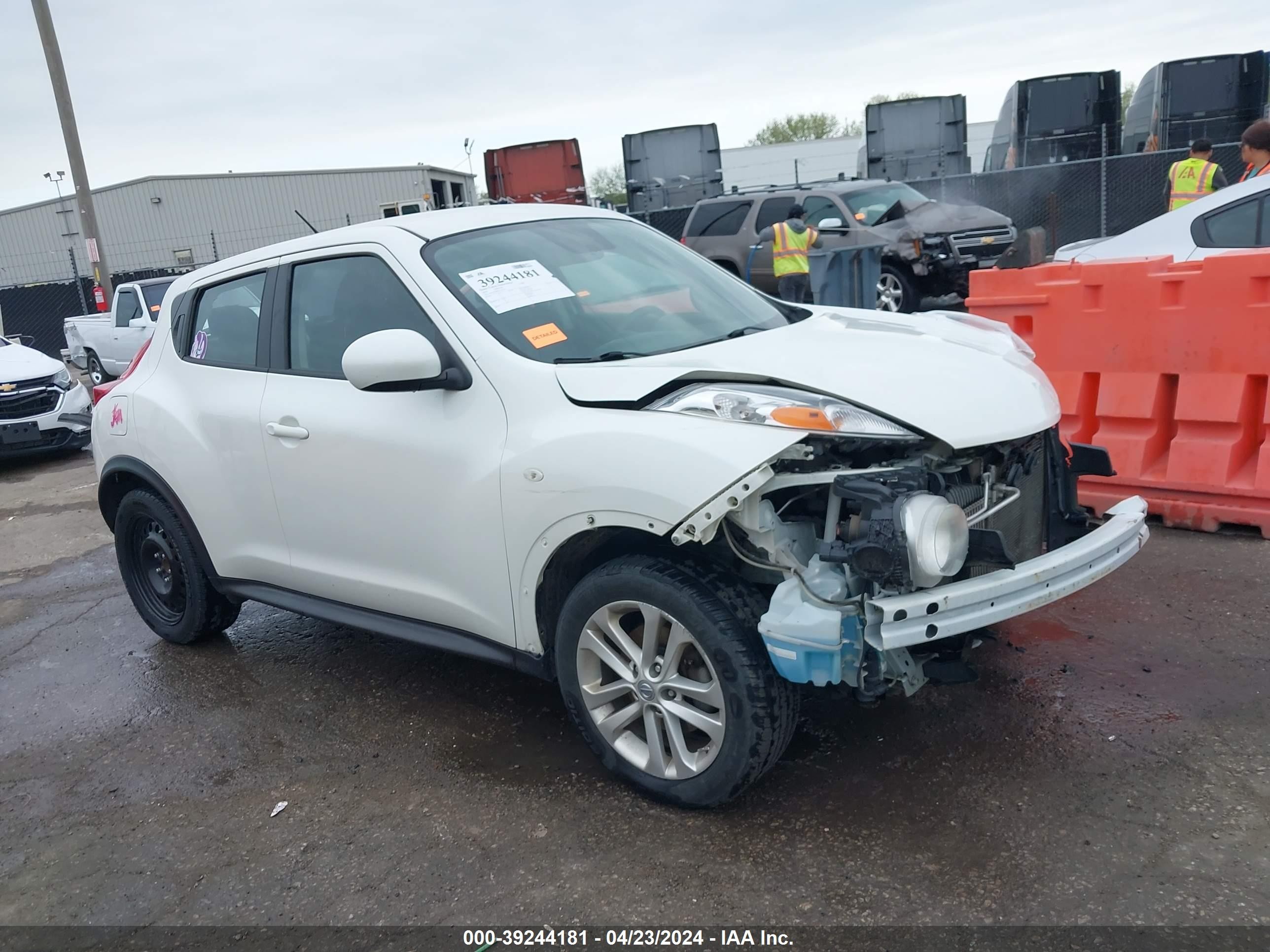 NISSAN JUKE 2014 jn8af5mr4et357412