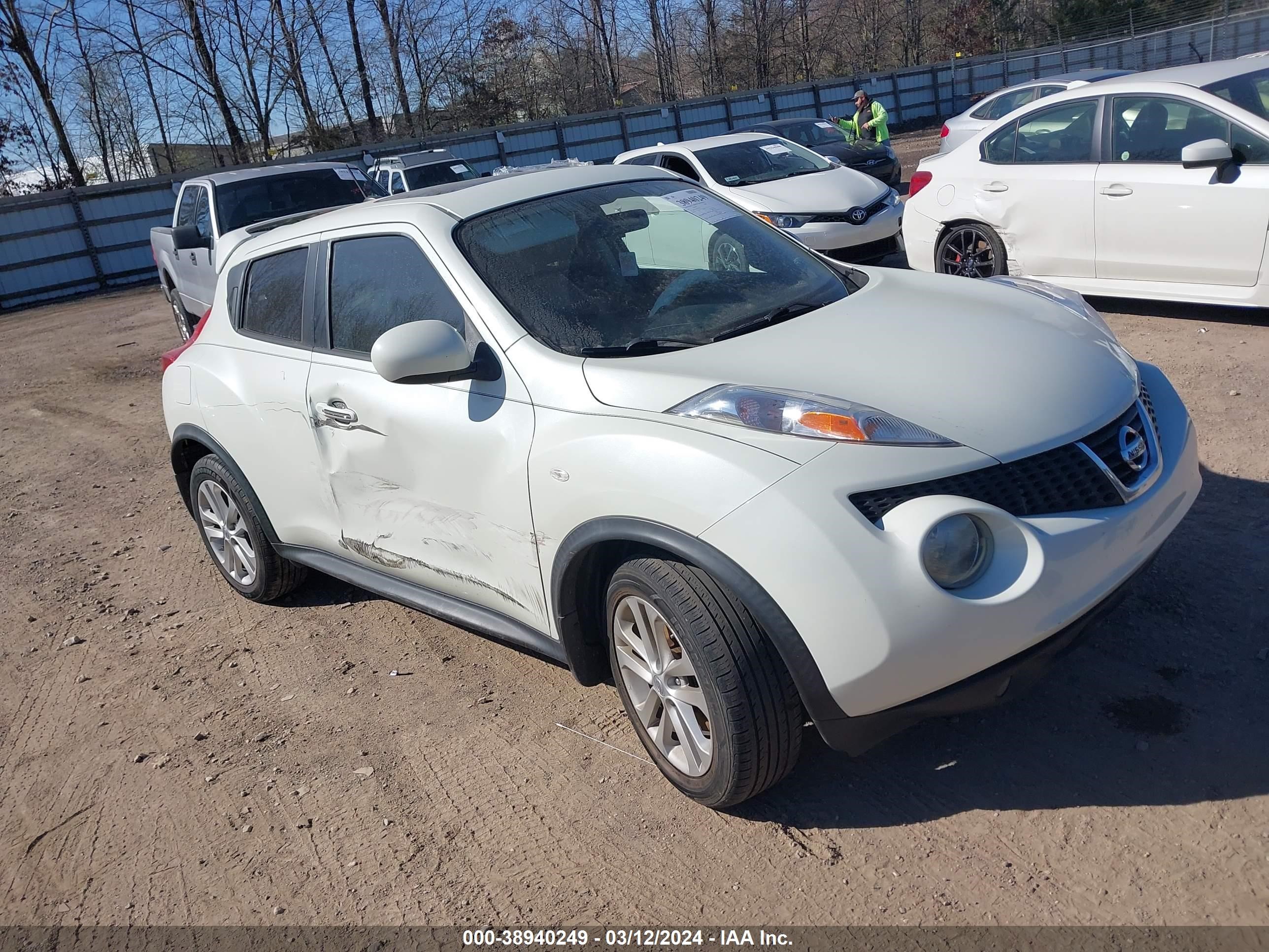 NISSAN JUKE 2011 jn8af5mv4bt014351