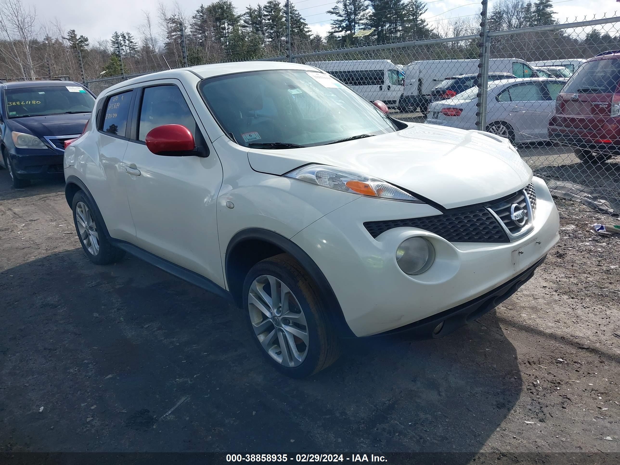 NISSAN JUKE 2011 jn8af5mvxbt028898