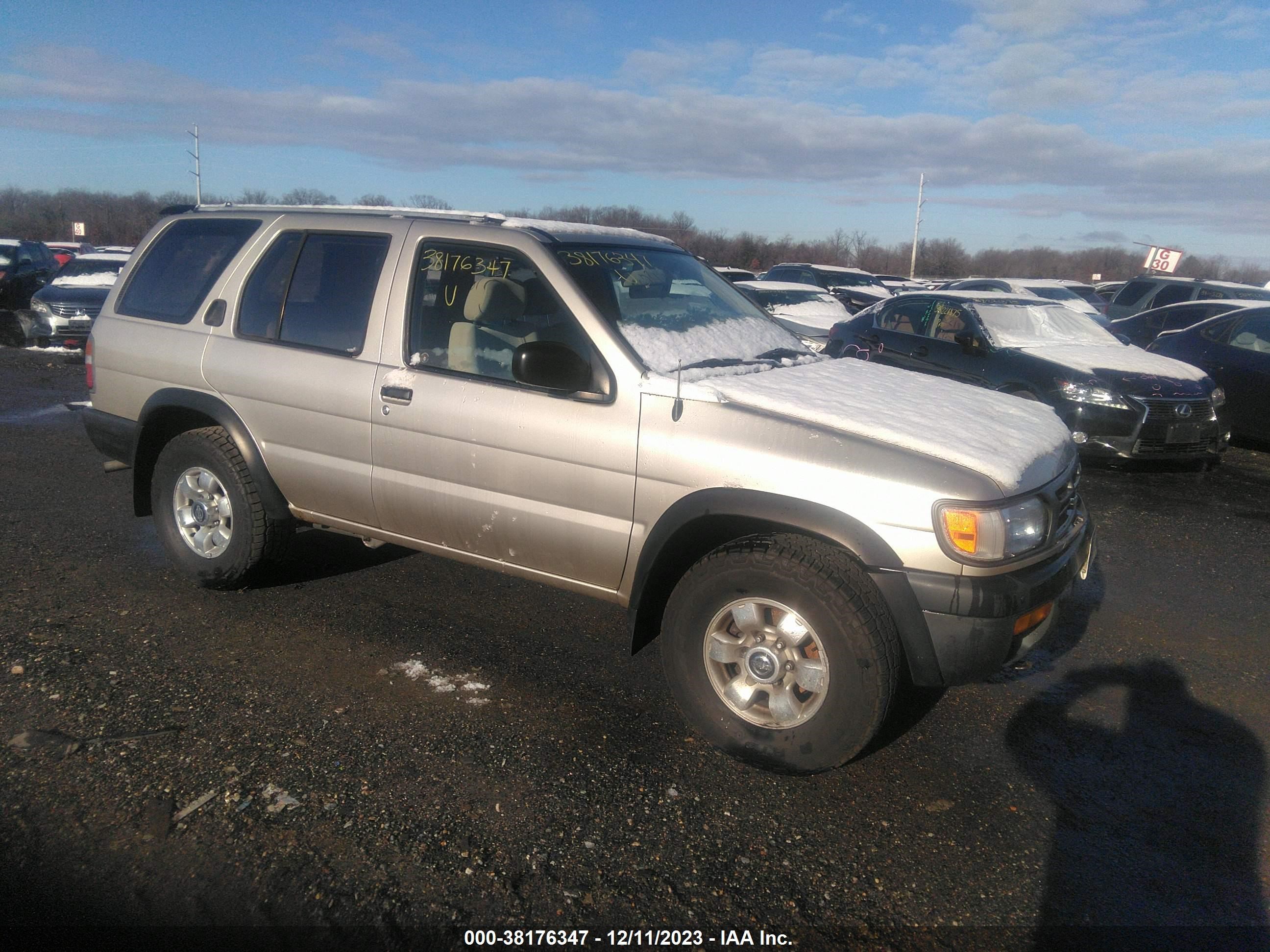 NISSAN PATHFINDER 1996 jn8ar05y1tw016710