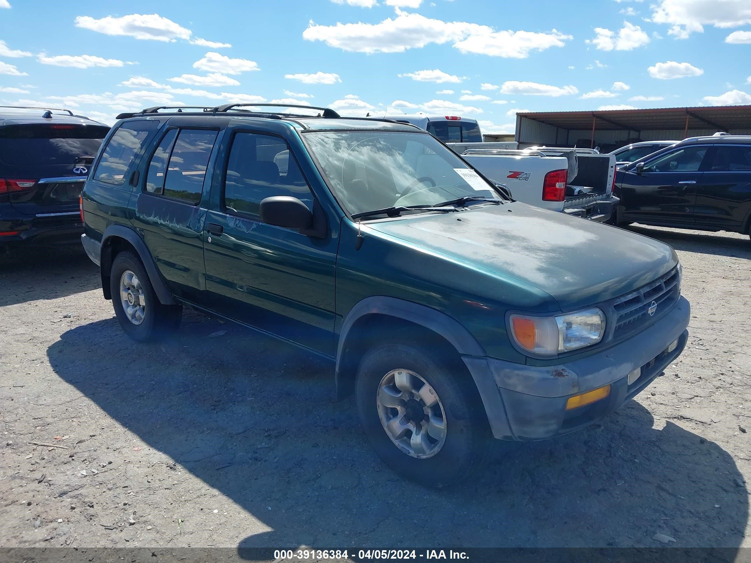 NISSAN PATHFINDER 1996 jn8ar05y4tw045036