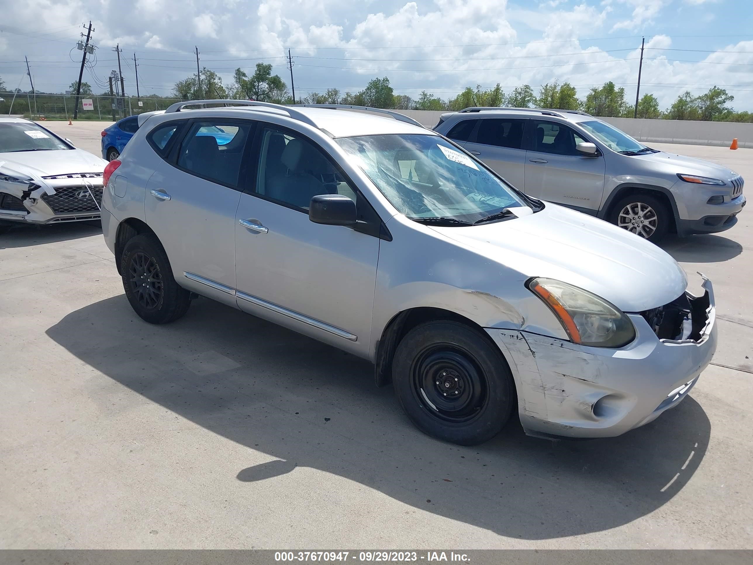 NISSAN ROGUE 2015 jn8as5mt4fw671911