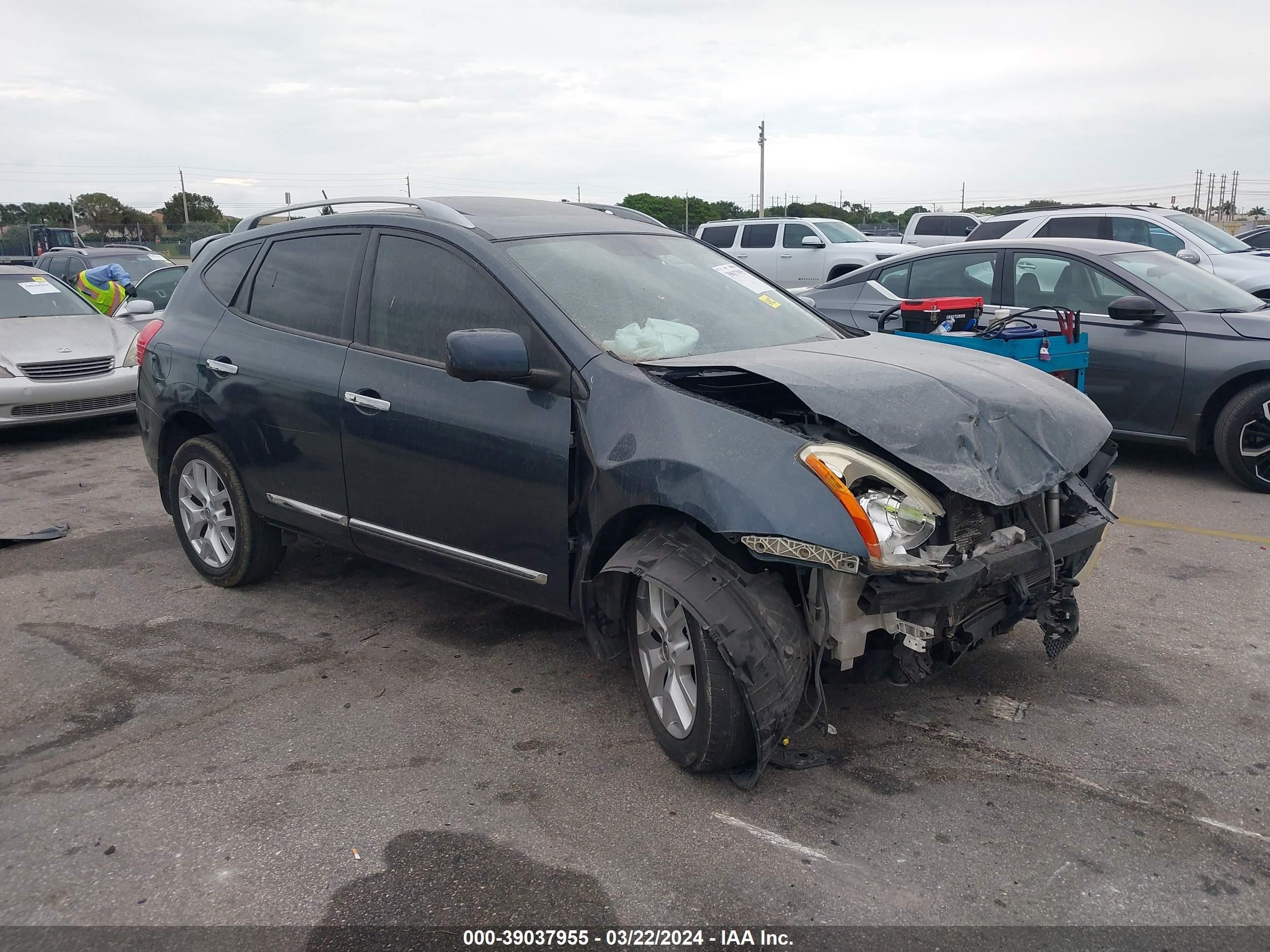 NISSAN ROGUE 2013 jn8as5mt8dw511091