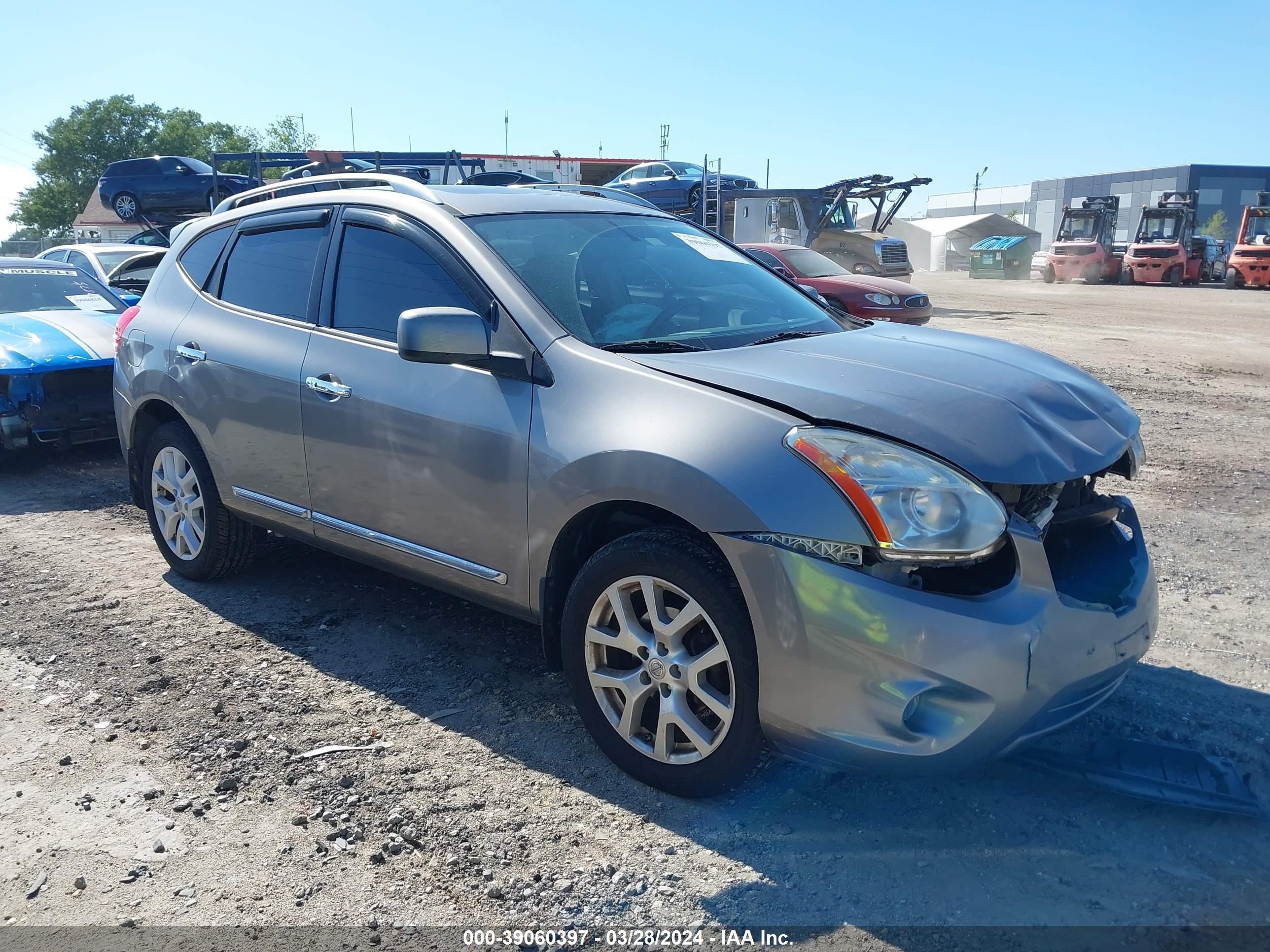 NISSAN ROGUE 2011 jn8as5mv6bw663675