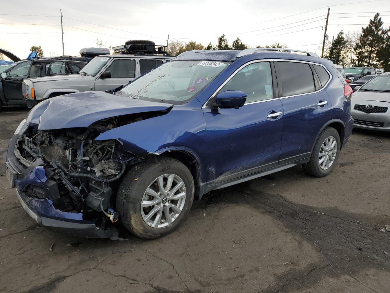 NISSAN ROGUE 2017 jn8at2mt0hw151297