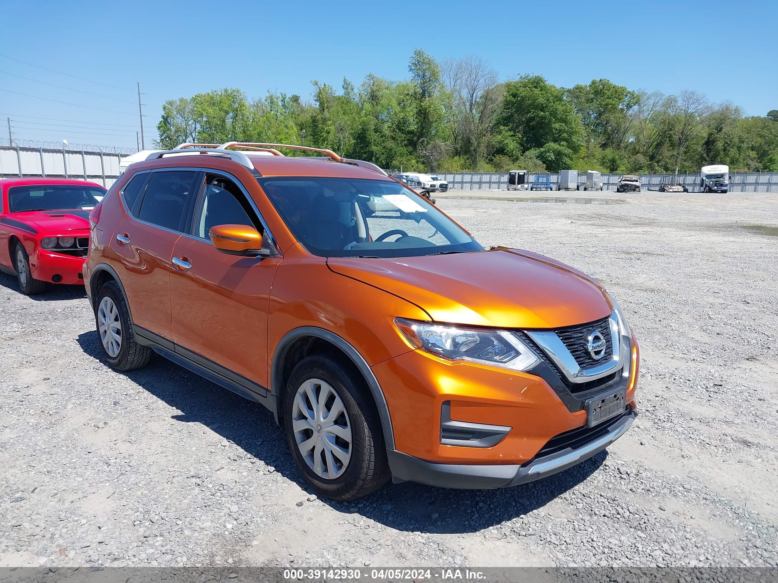 NISSAN ROGUE 2017 jn8at2mt1hw148473