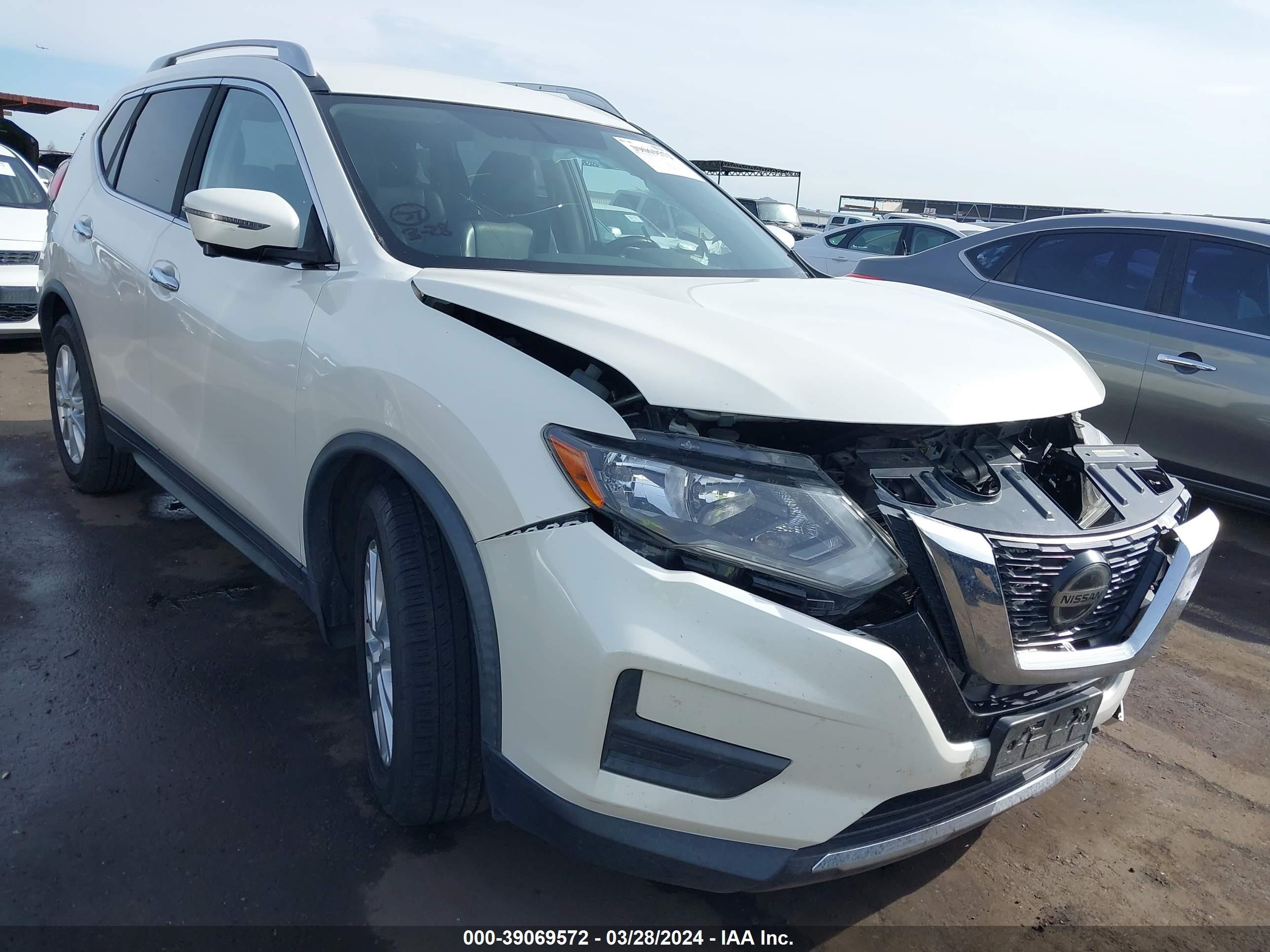 NISSAN ROGUE 2018 jn8at2mt2jw452692