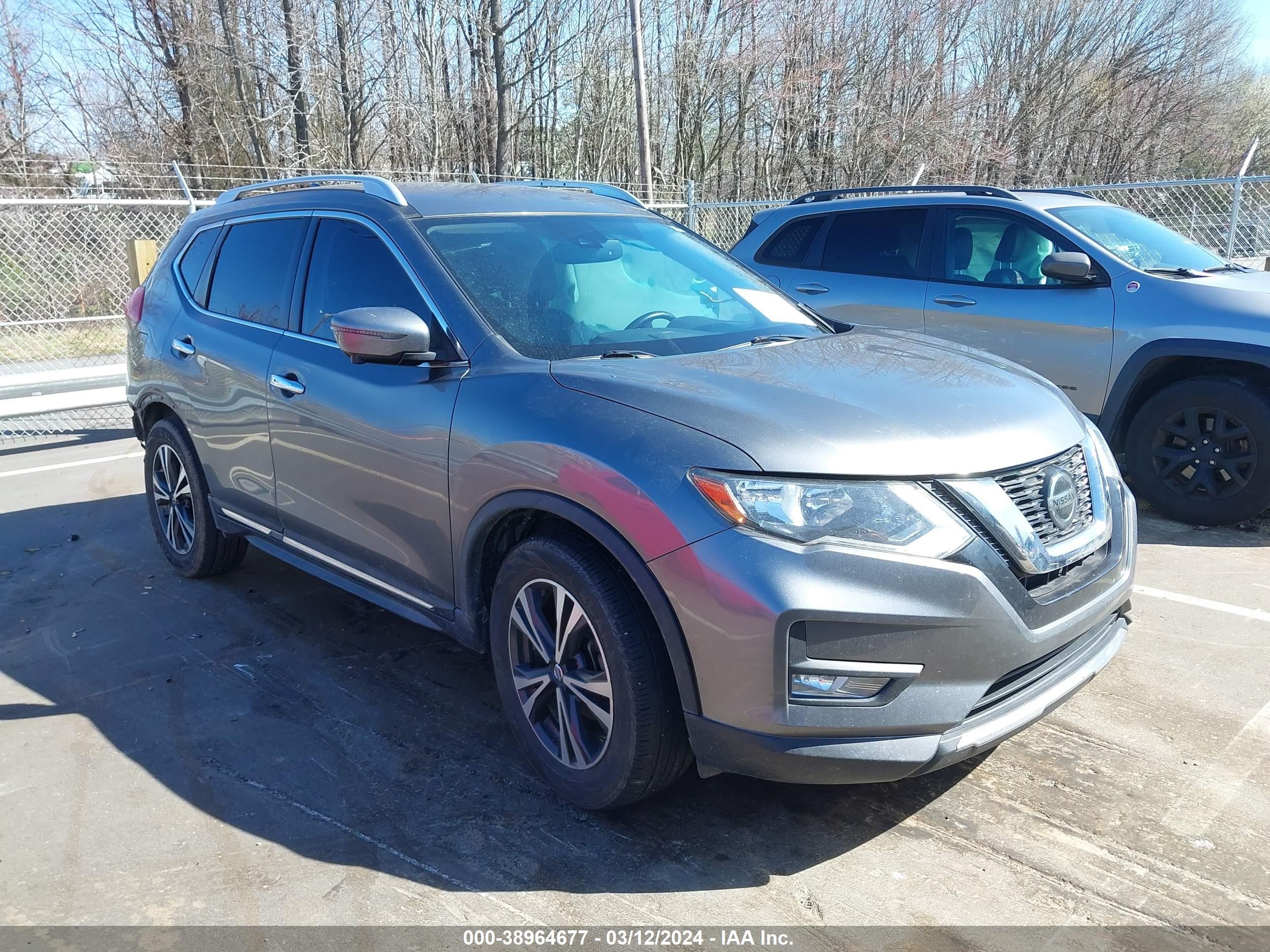 NISSAN ROGUE 2018 jn8at2mt2jw462011