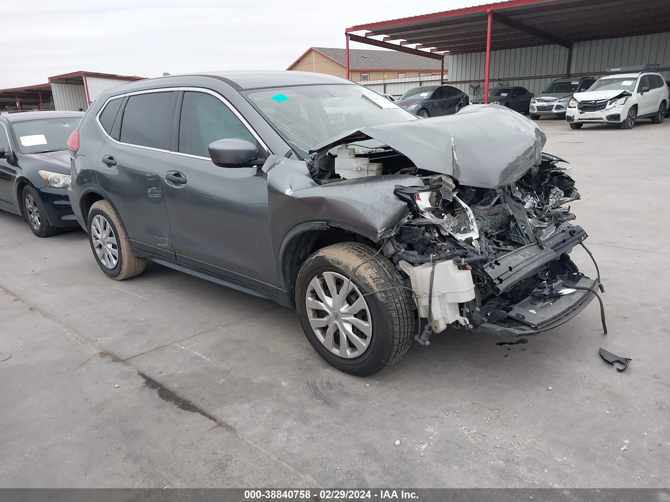 NISSAN ROGUE 2017 jn8at2mt3hw136132