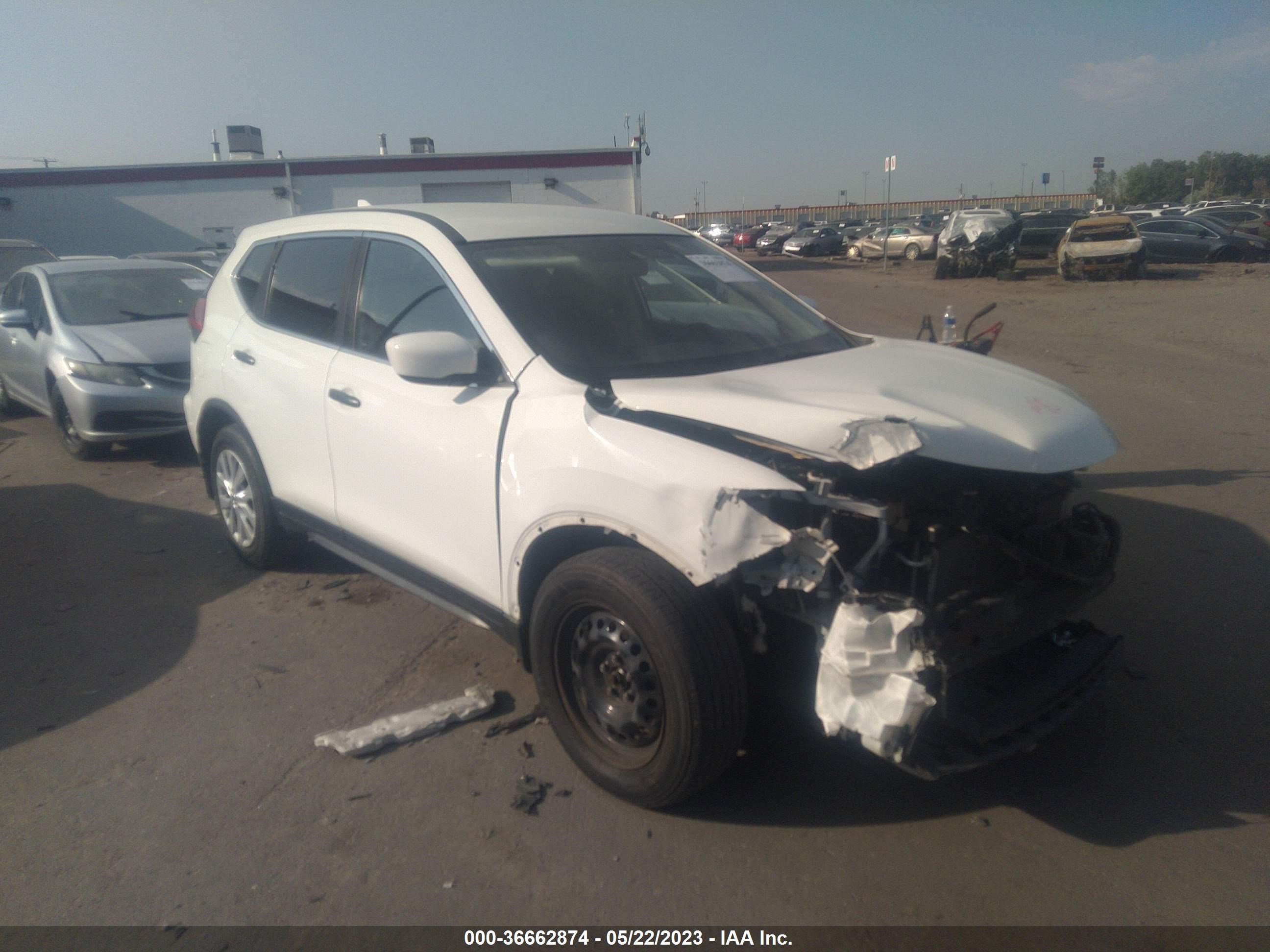 NISSAN ROGUE 2017 jn8at2mt3hw147521