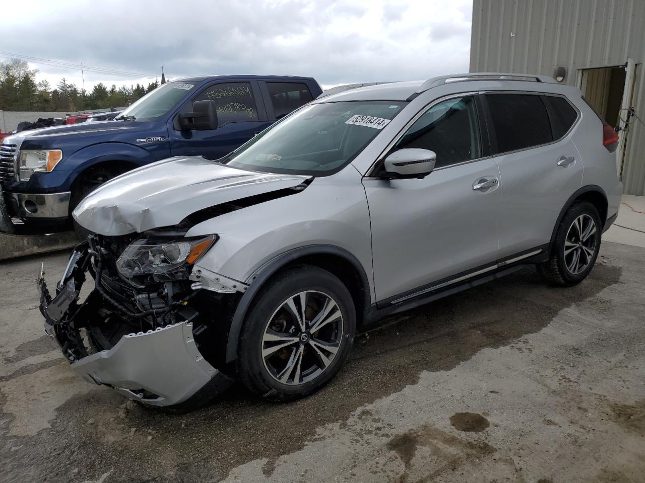 NISSAN ROGUE 2018 jn8at2mt6jw456356