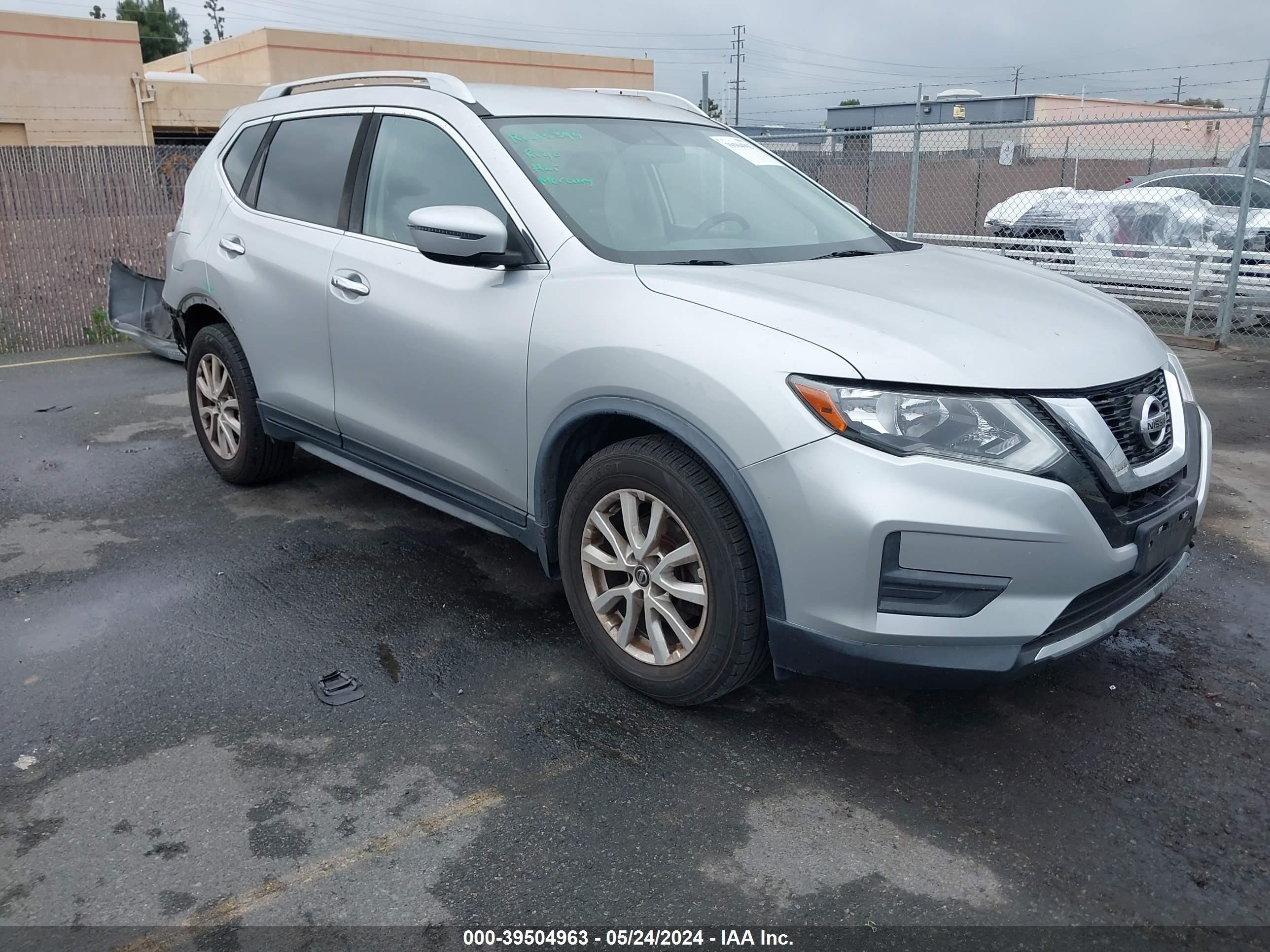 NISSAN ROGUE 2017 jn8at2mt8hw144792