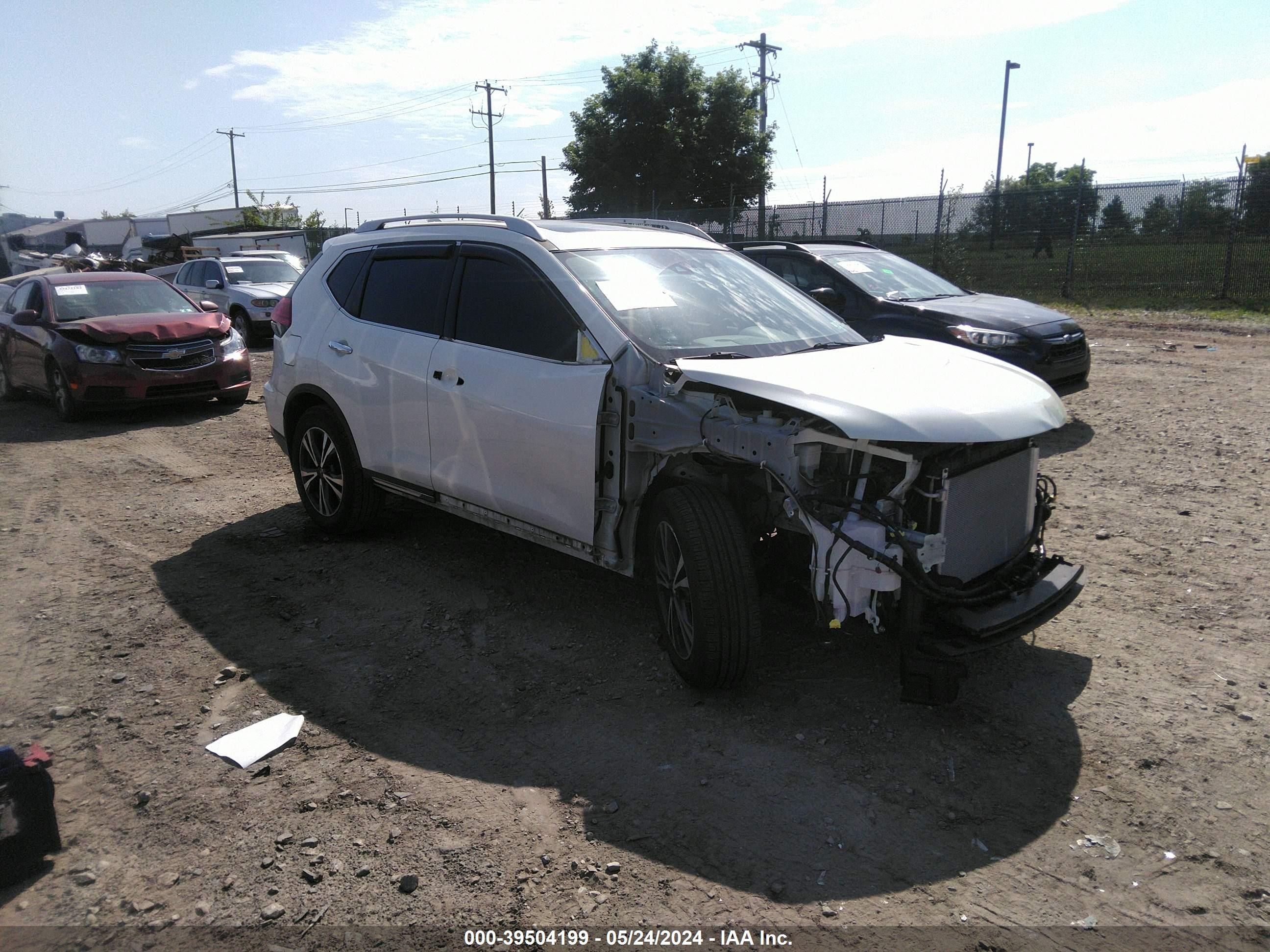 NISSAN ROGUE 2017 jn8at2mt8hw380889