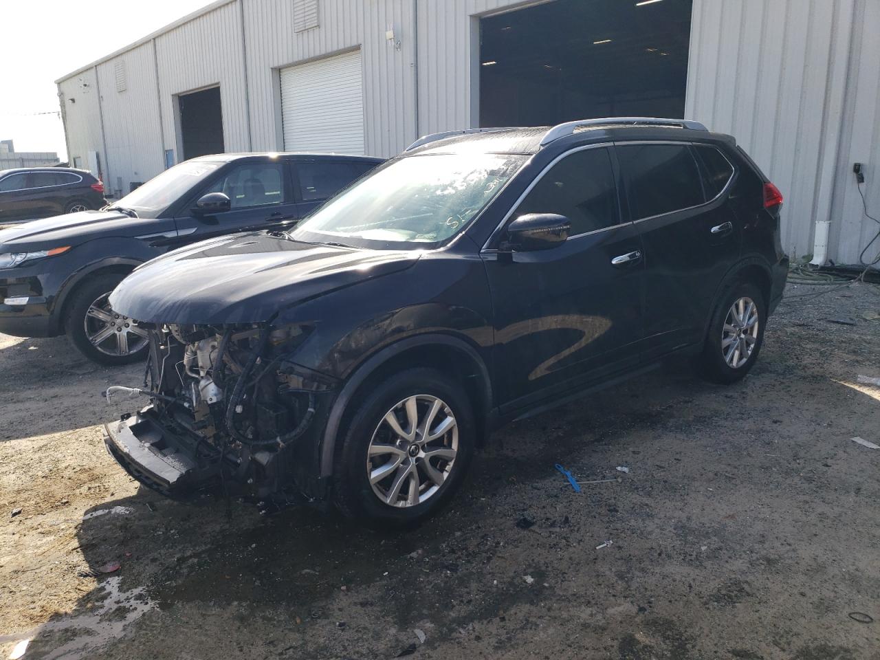 NISSAN ROGUE 2017 jn8at2mt8hw396686