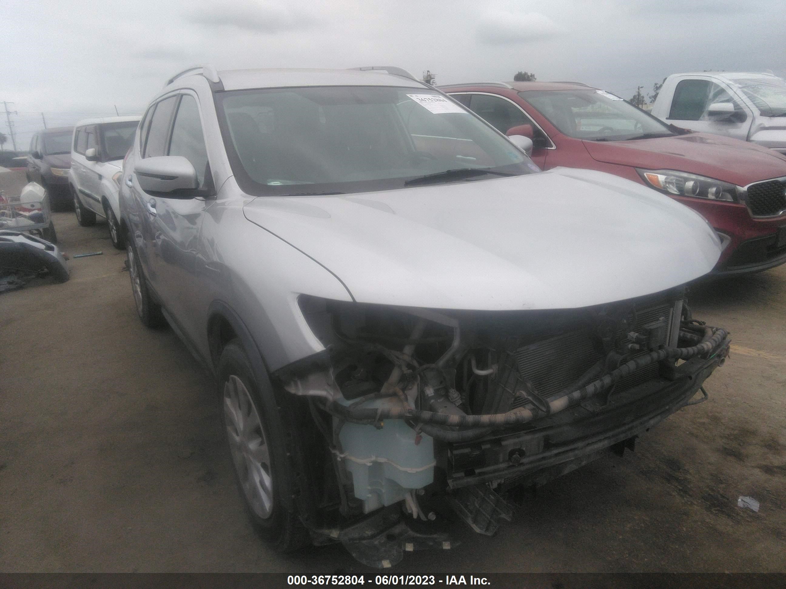 NISSAN ROGUE 2017 jn8at2mt9hw401958