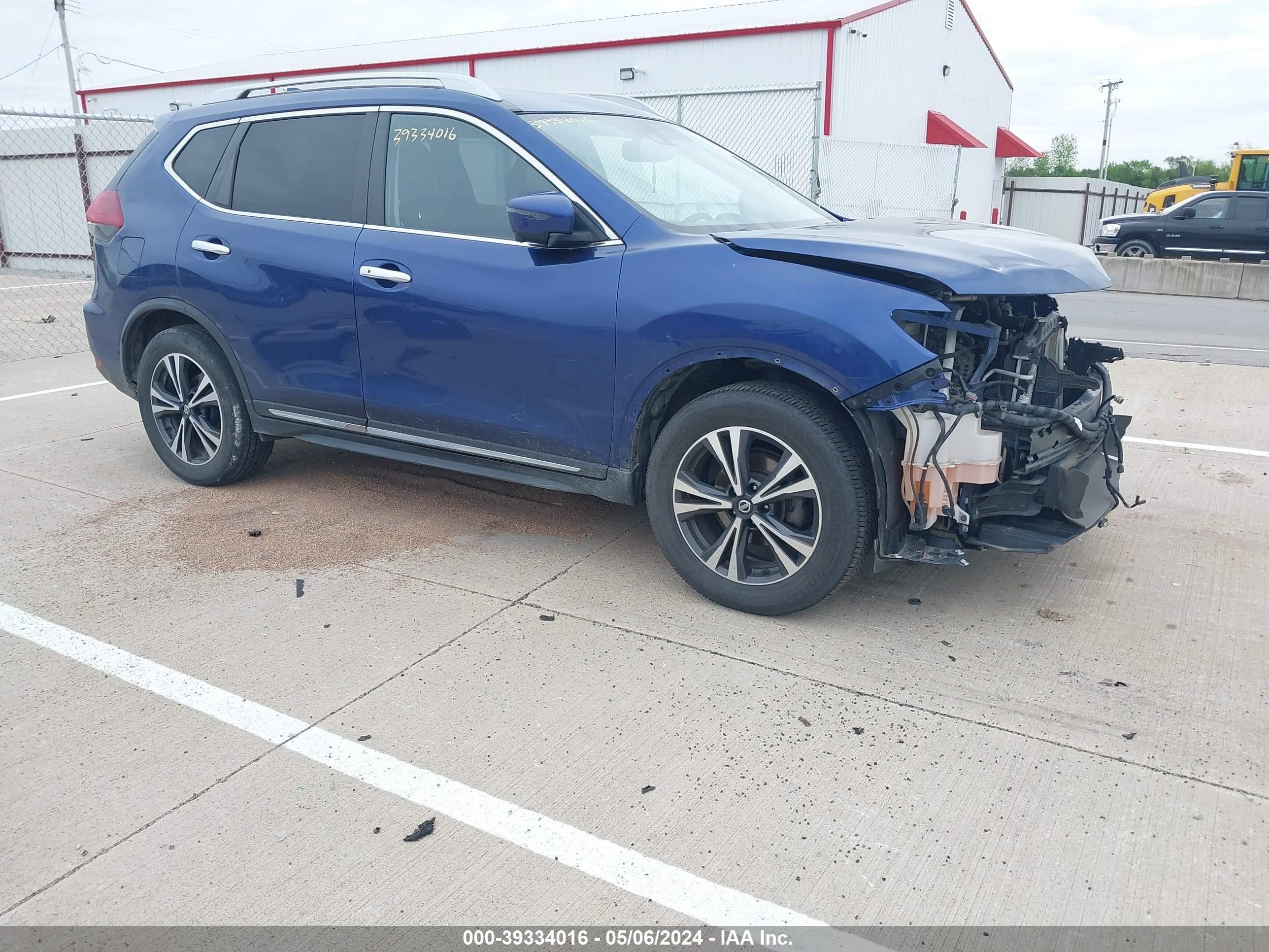 NISSAN ROGUE 2018 jn8at2mtxjw456487