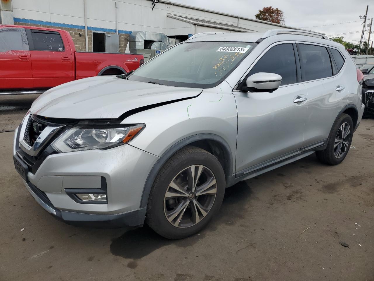 NISSAN ROGUE 2018 jn8at2mv0jw317938