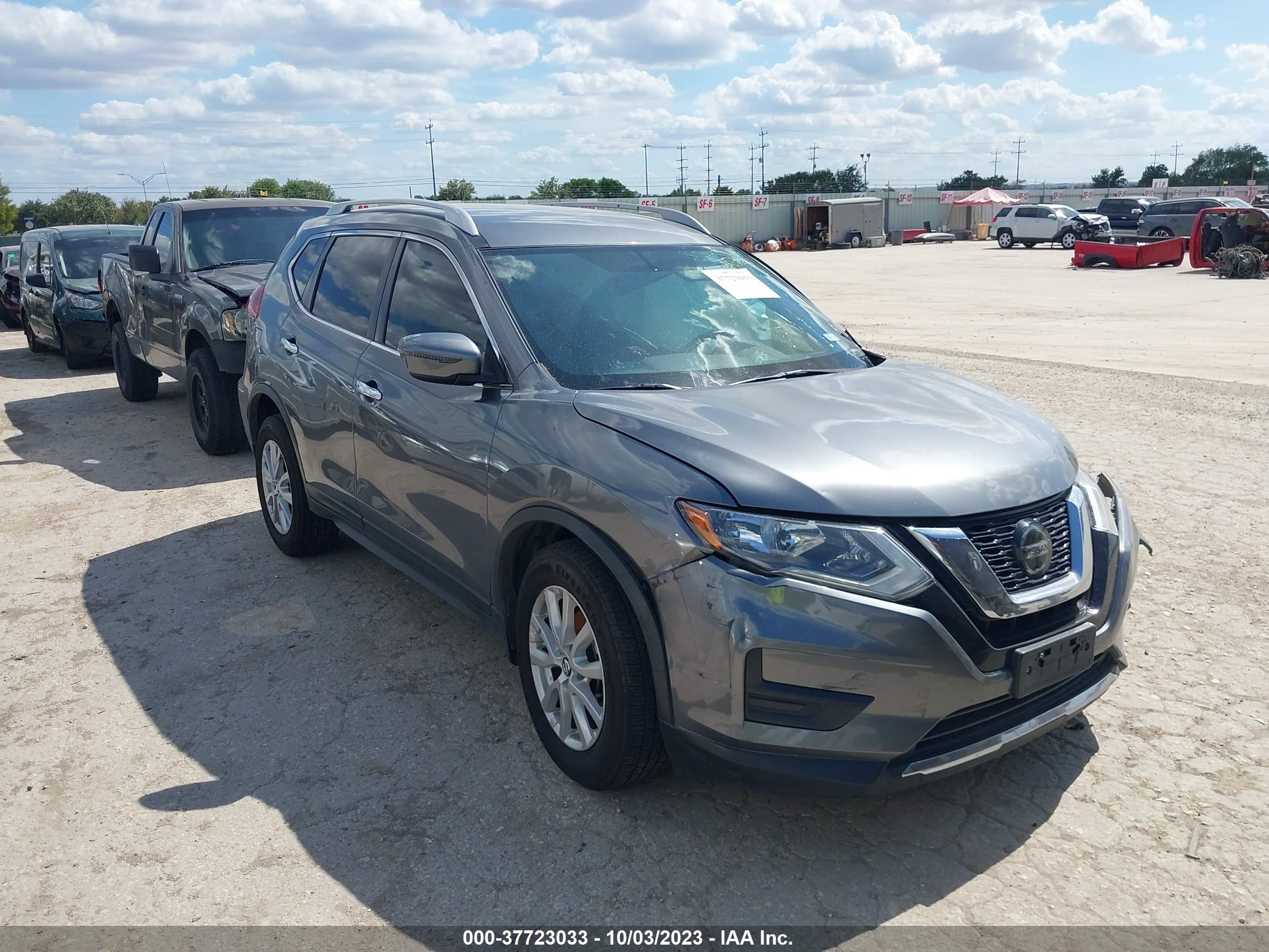 NISSAN ROGUE 2018 jn8at2mv0jw343665