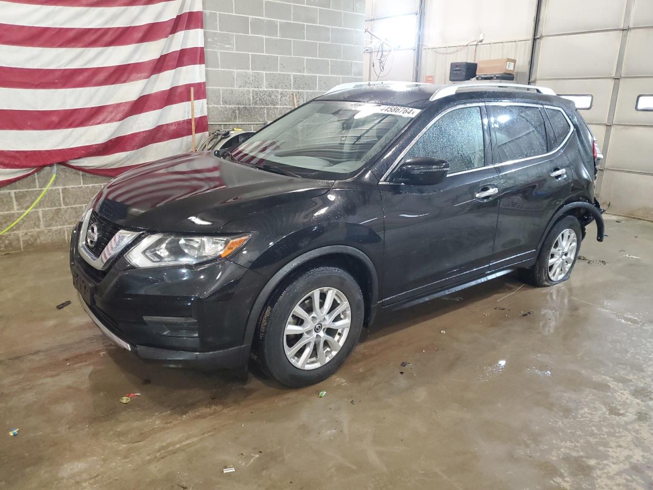 NISSAN ROGUE 2017 jn8at2mv1hw251359