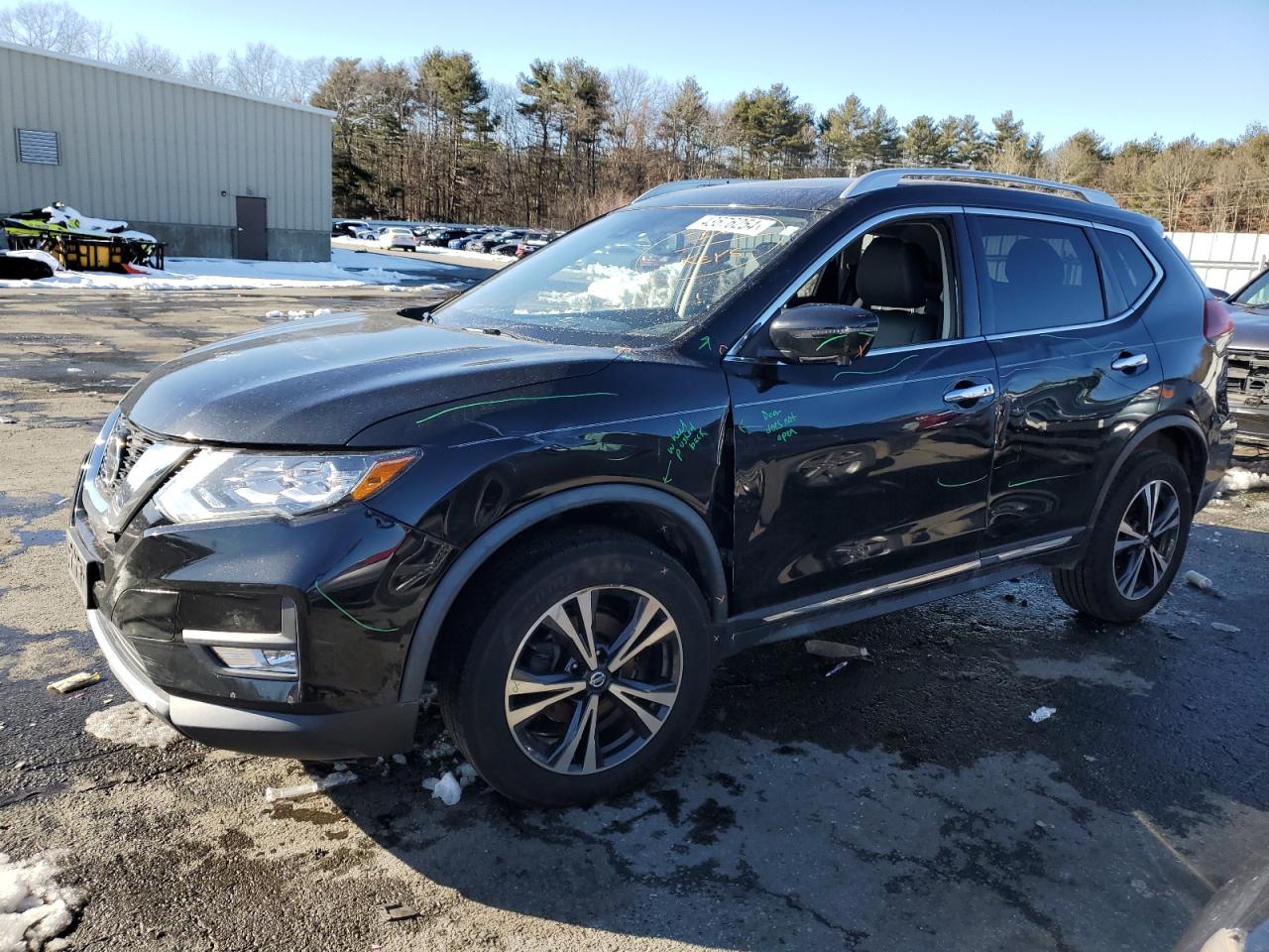 NISSAN ROGUE 2018 jn8at2mv1jw340130