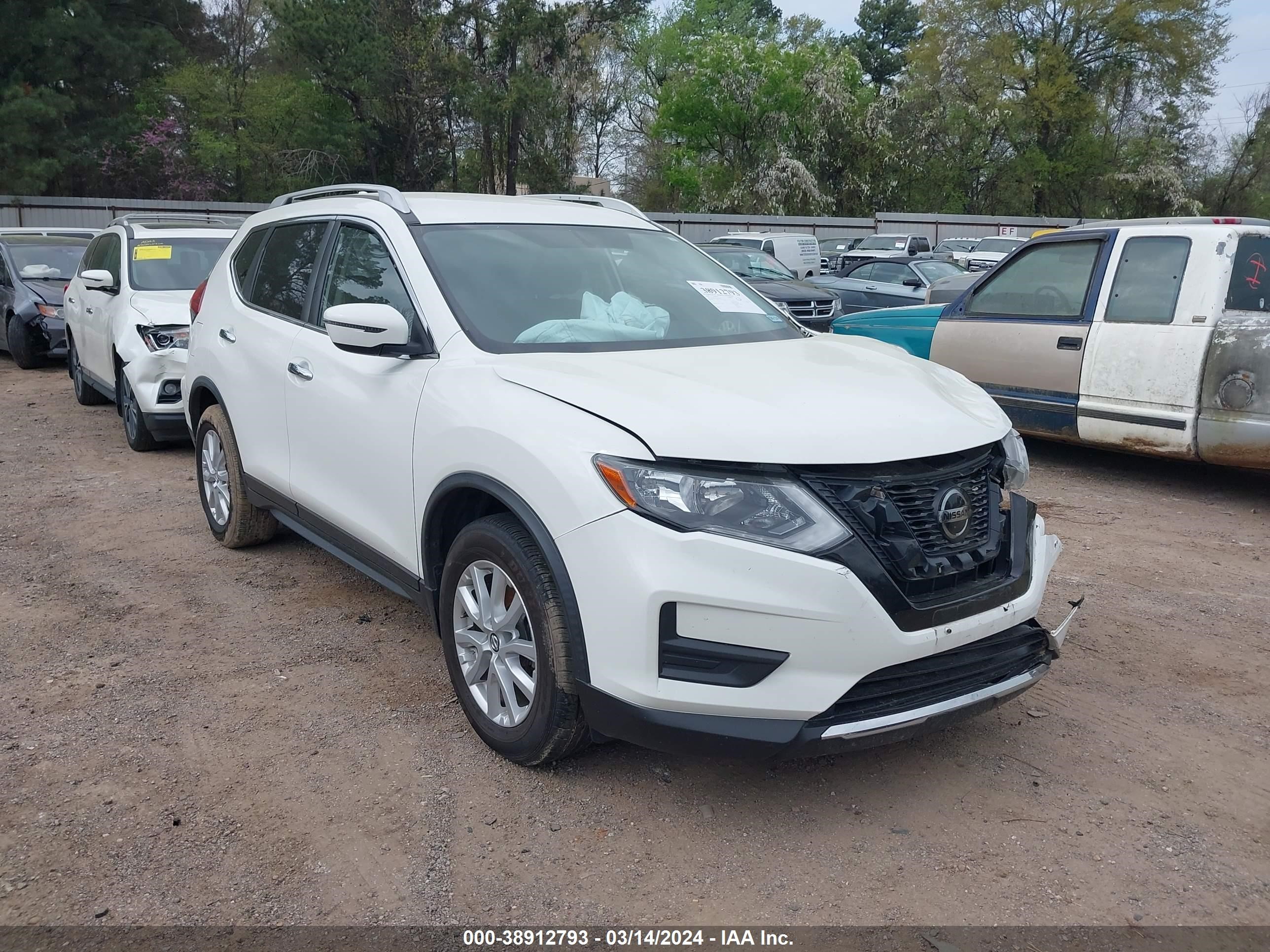 NISSAN ROGUE 2018 jn8at2mv1jw354769