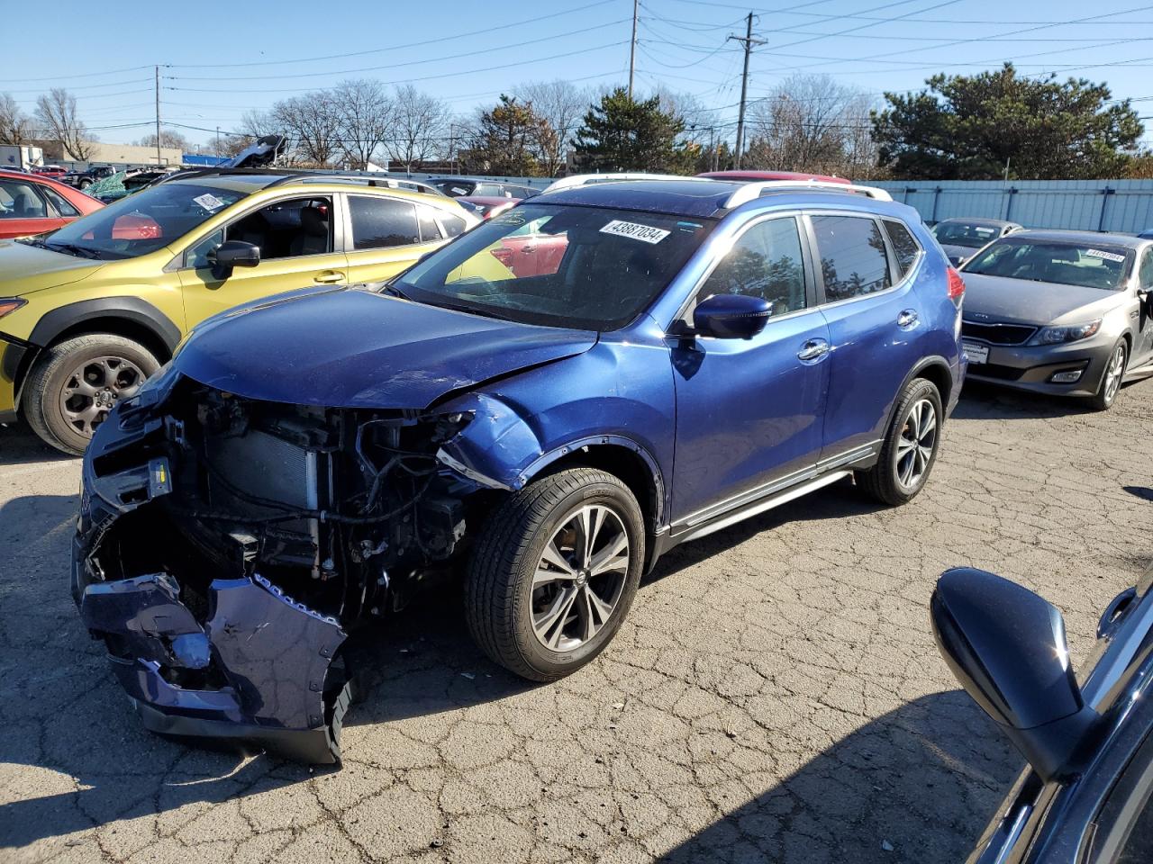 NISSAN ROGUE 2017 jn8at2mv2hw014587