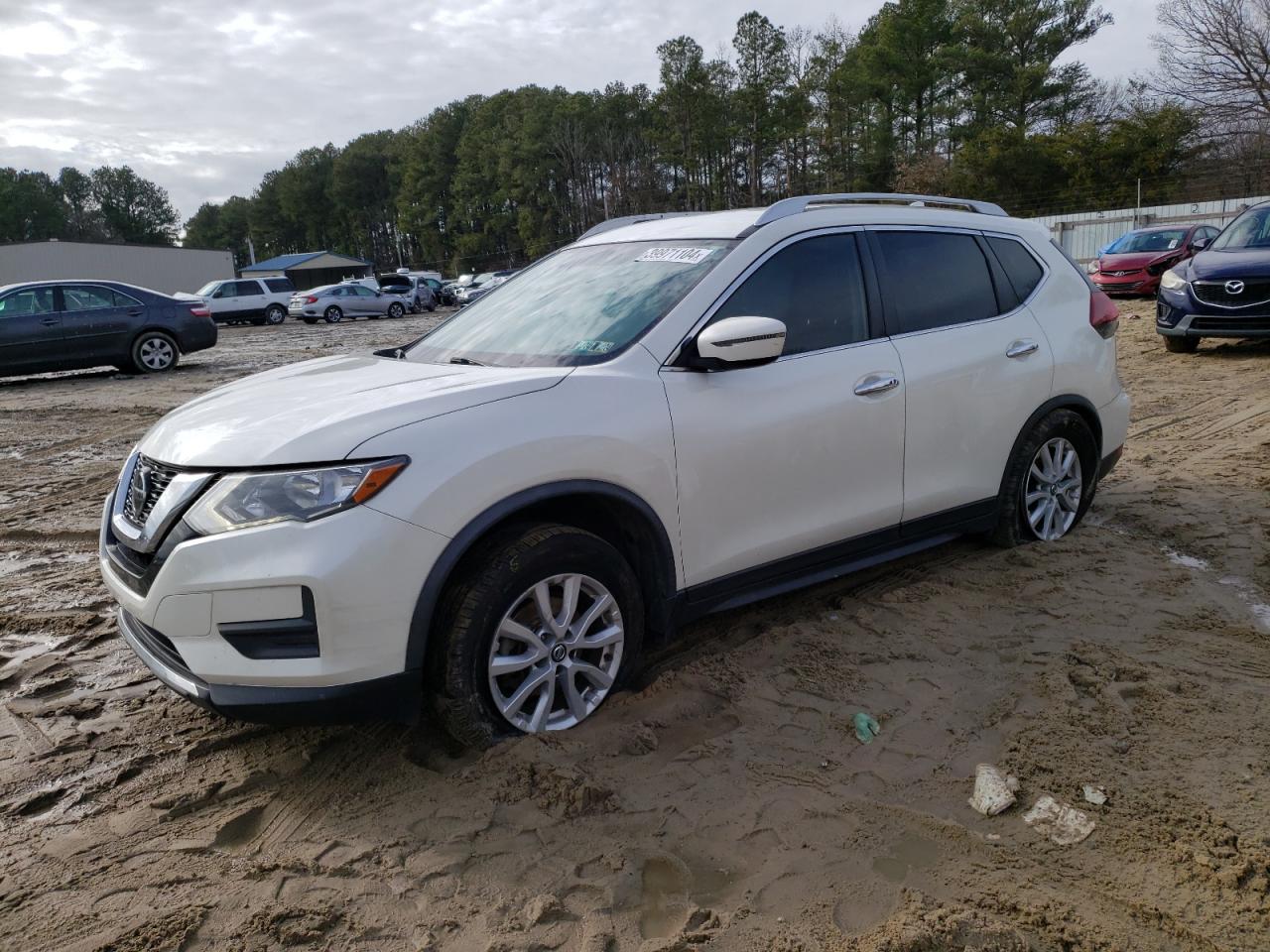 NISSAN ROGUE 2018 jn8at2mv2jw311929