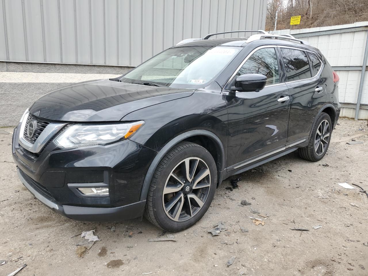 NISSAN ROGUE 2018 jn8at2mv2jw322915