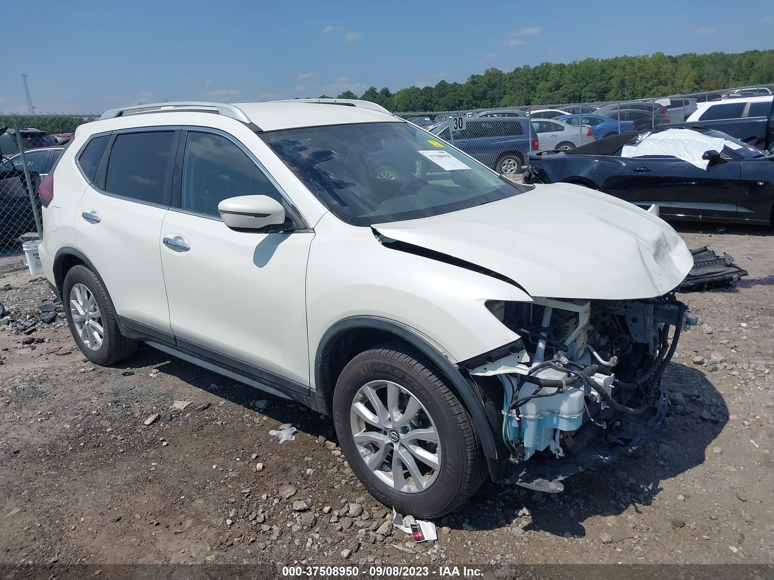 NISSAN ROGUE 2018 jn8at2mv2jw354960