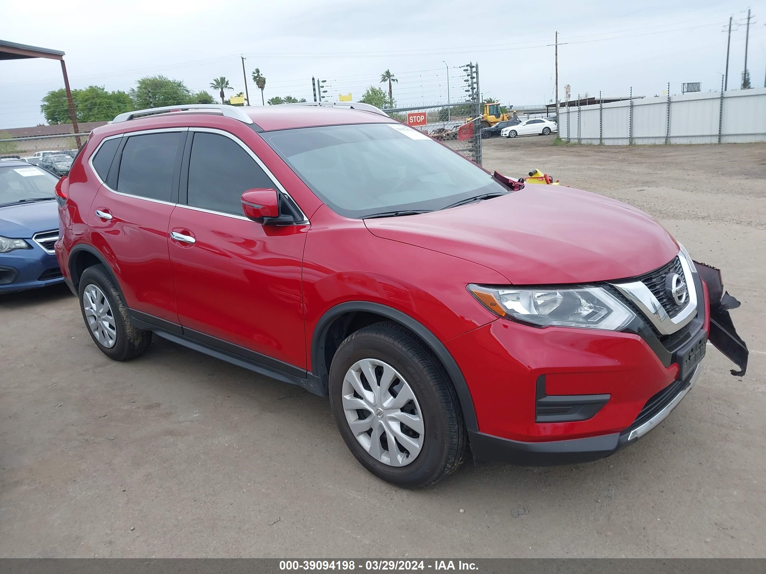 NISSAN ROGUE 2017 jn8at2mv5hw260470