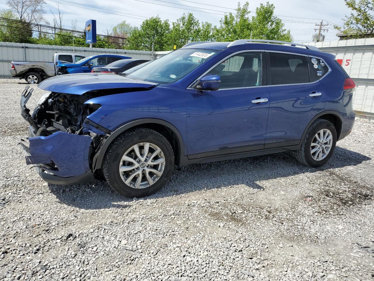 NISSAN ROGUE 2017 jn8at2mv6hw023728