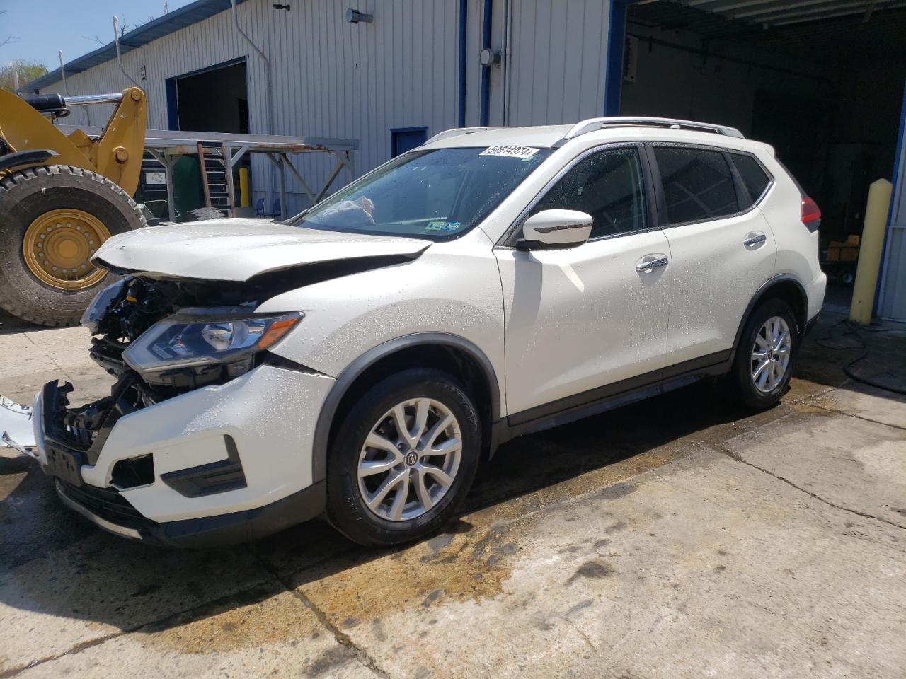 NISSAN ROGUE 2018 jn8at2mv6jw308869