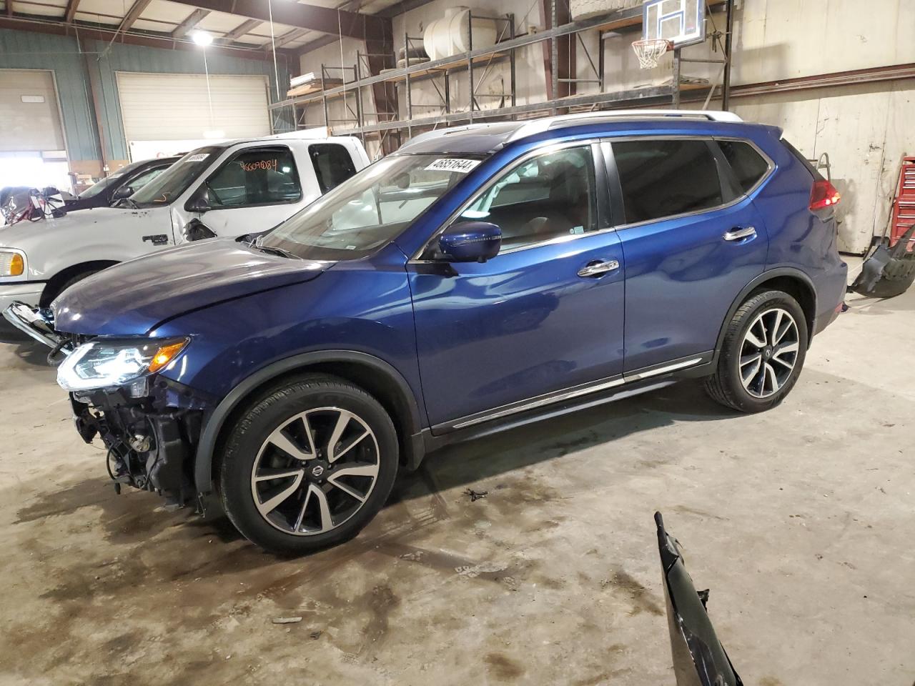 NISSAN ROGUE 2018 jn8at2mv6jw331066