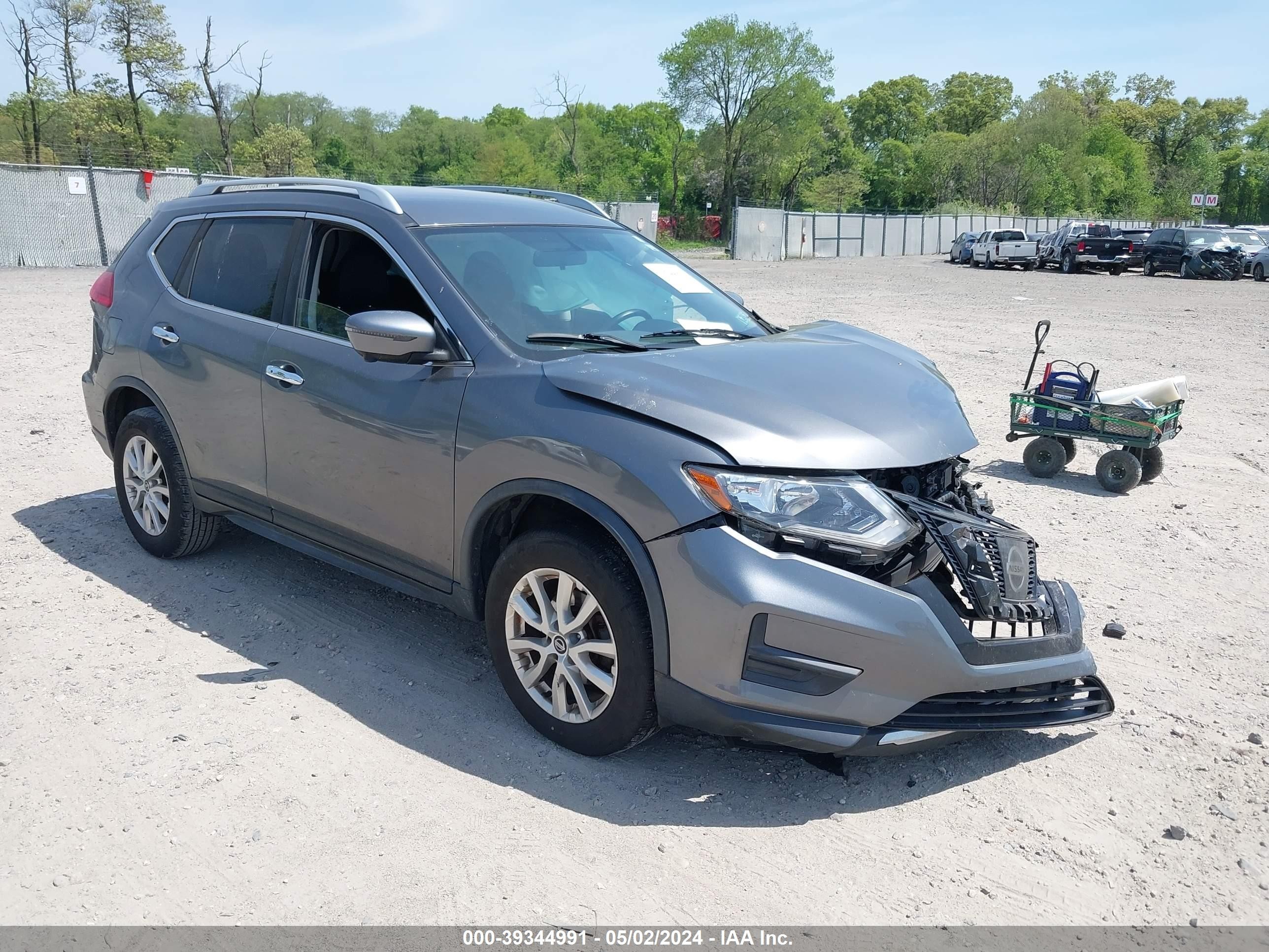 NISSAN ROGUE 2017 jn8at2mv7hw271342