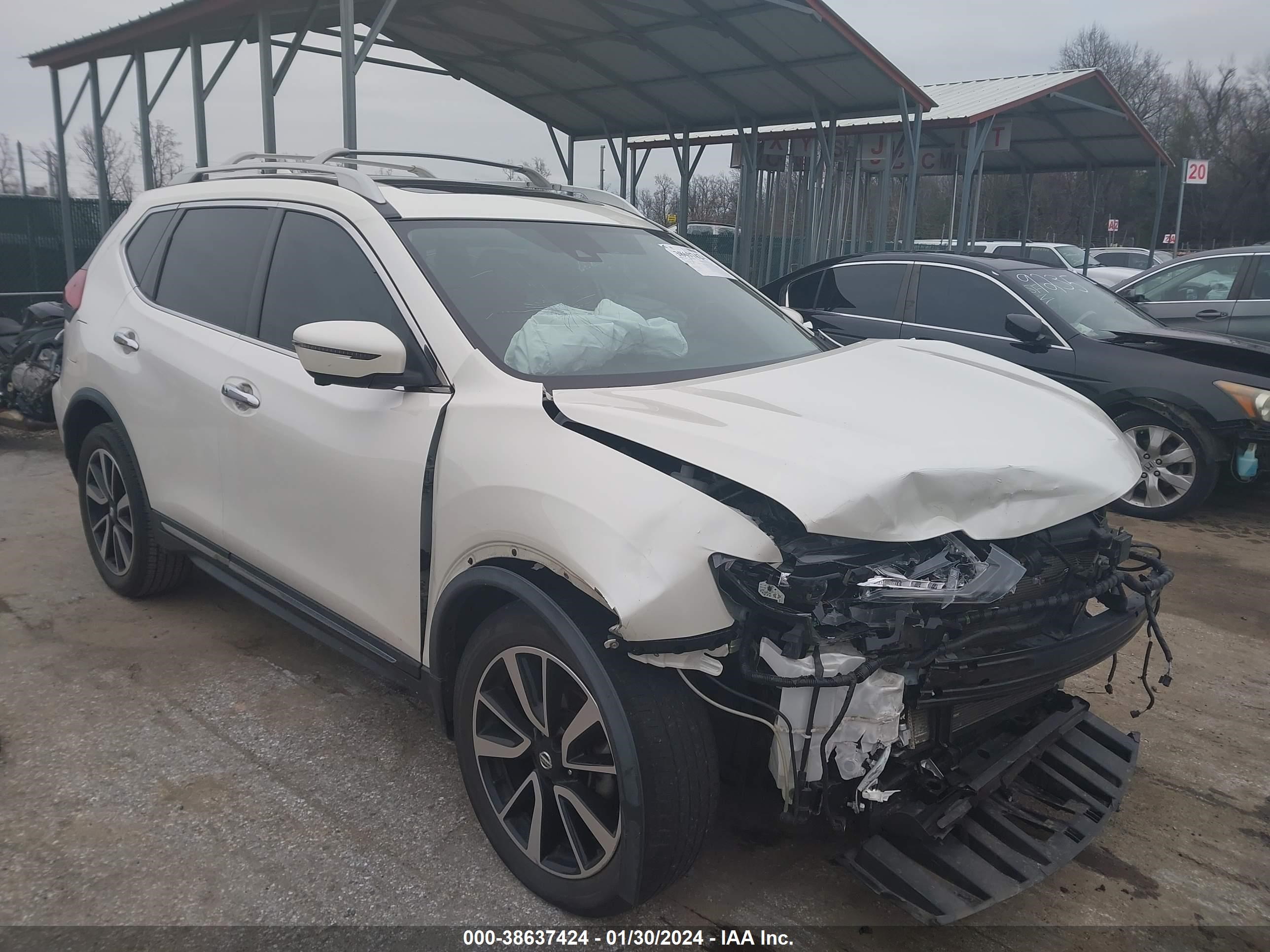 NISSAN ROGUE 2018 jn8at2mv7jw349124