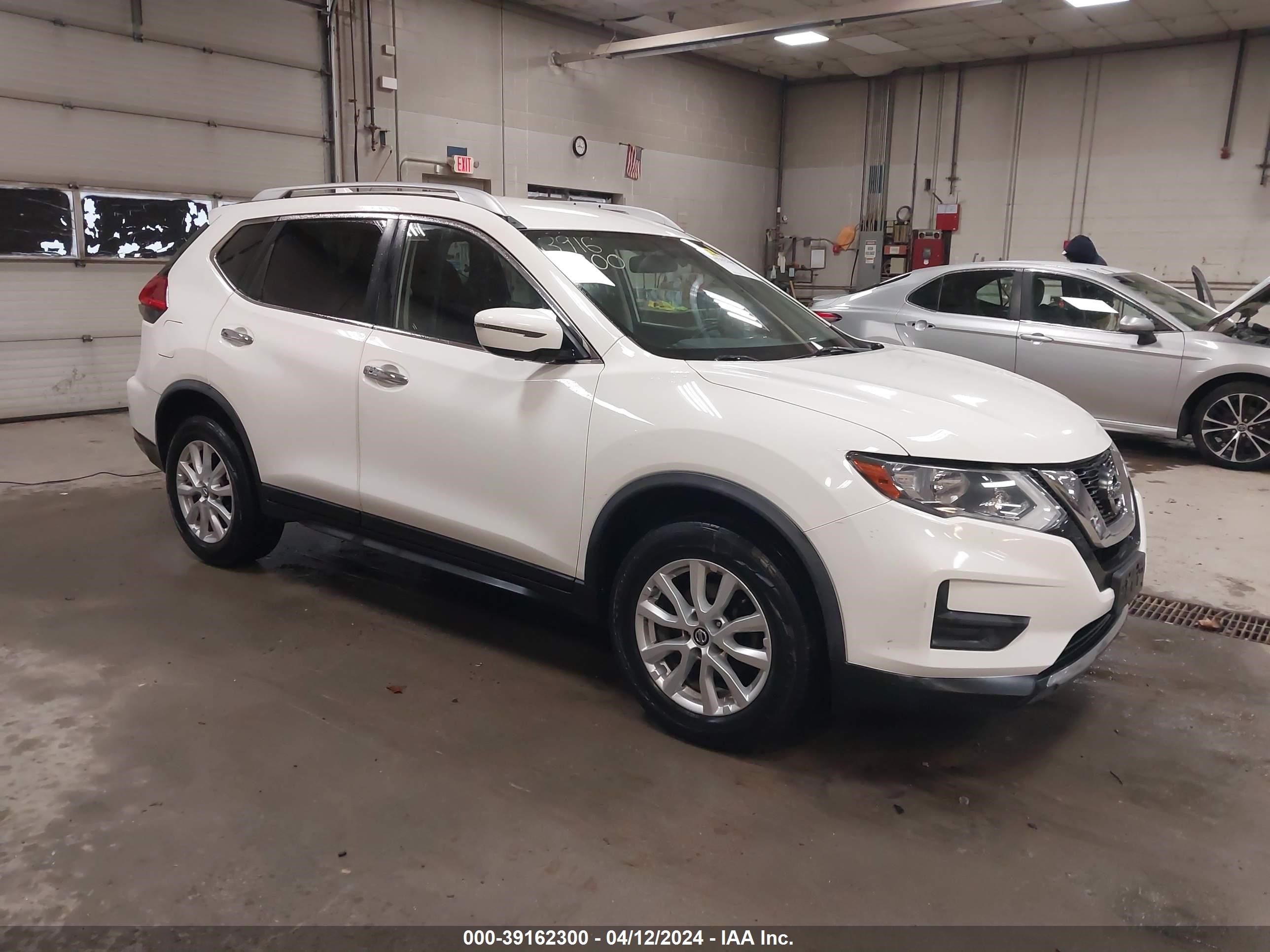 NISSAN ROGUE 2017 jn8at2mv9hw023884