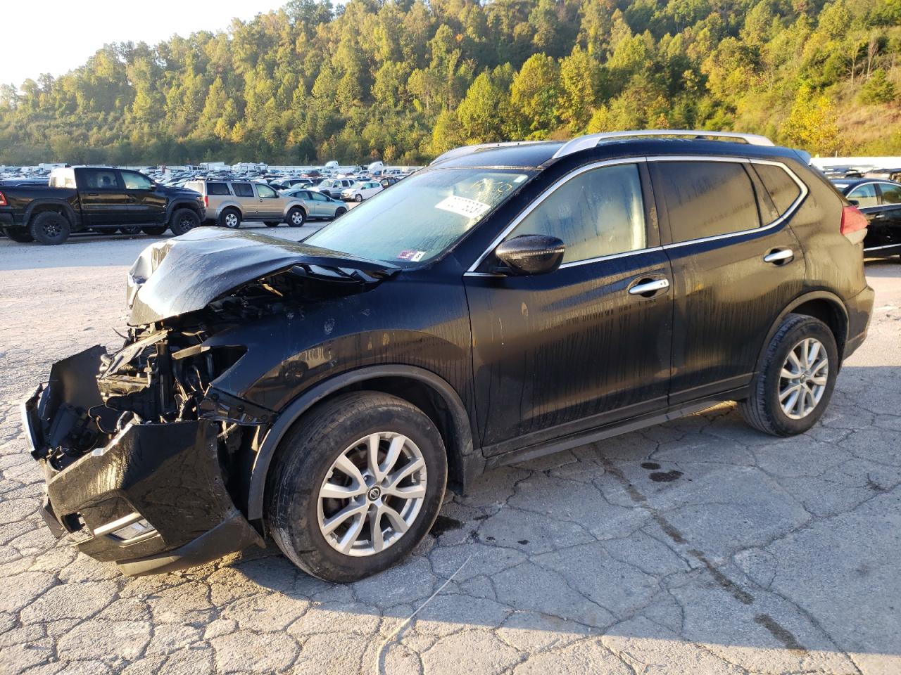 NISSAN ROGUE 2017 jn8at2mvxhw254390