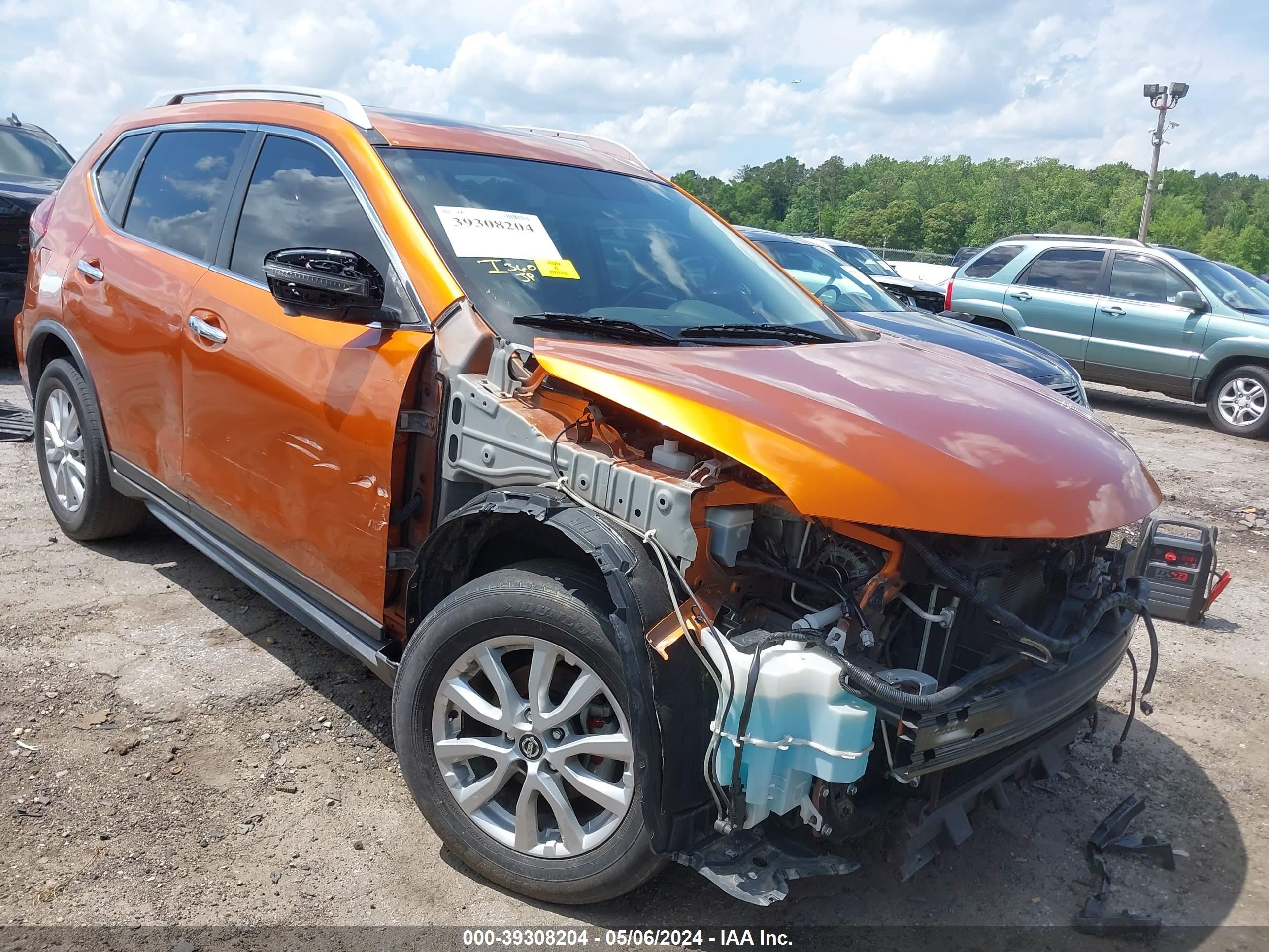 NISSAN ROGUE 2018 jn8at2mvxjw306834