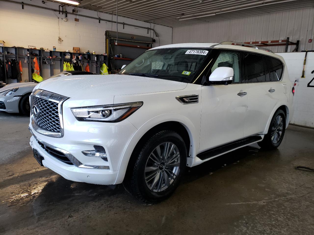 INFINITI QX80 2022 jn8az2ae6n9291188