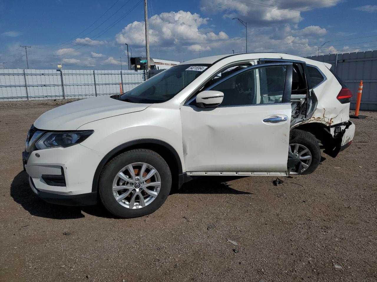 NISSAN X-TRAIL 2018 jn8bt27t1jw079466