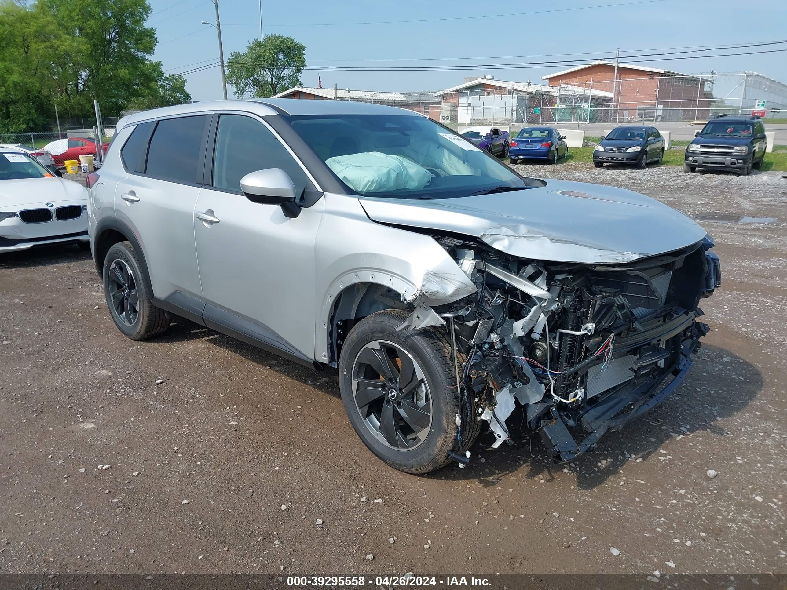 NISSAN ROGUE 2024 jn8bt3bb4rw422979