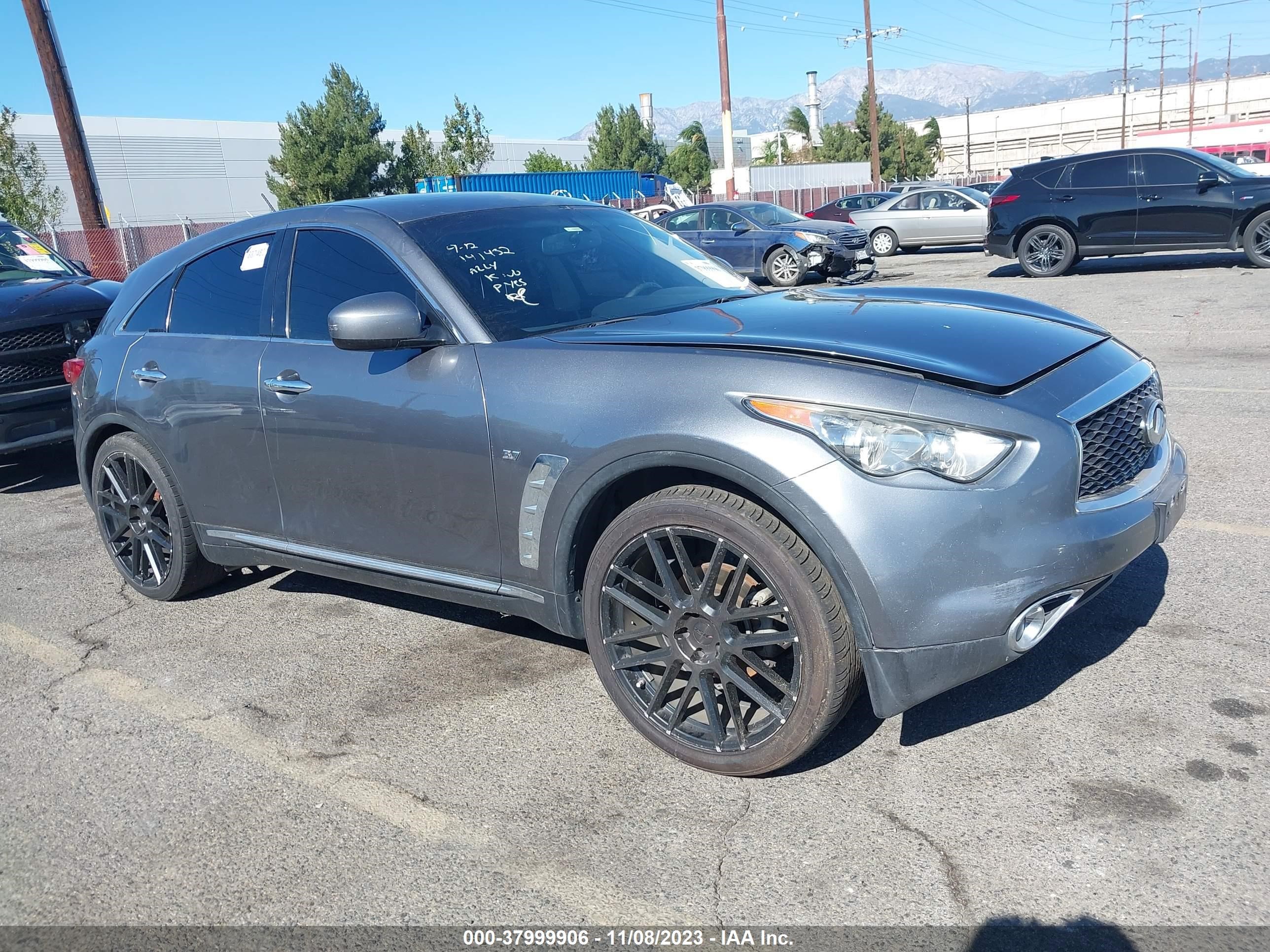 INFINITI QX70 2017 jn8cs1mu4hm141432