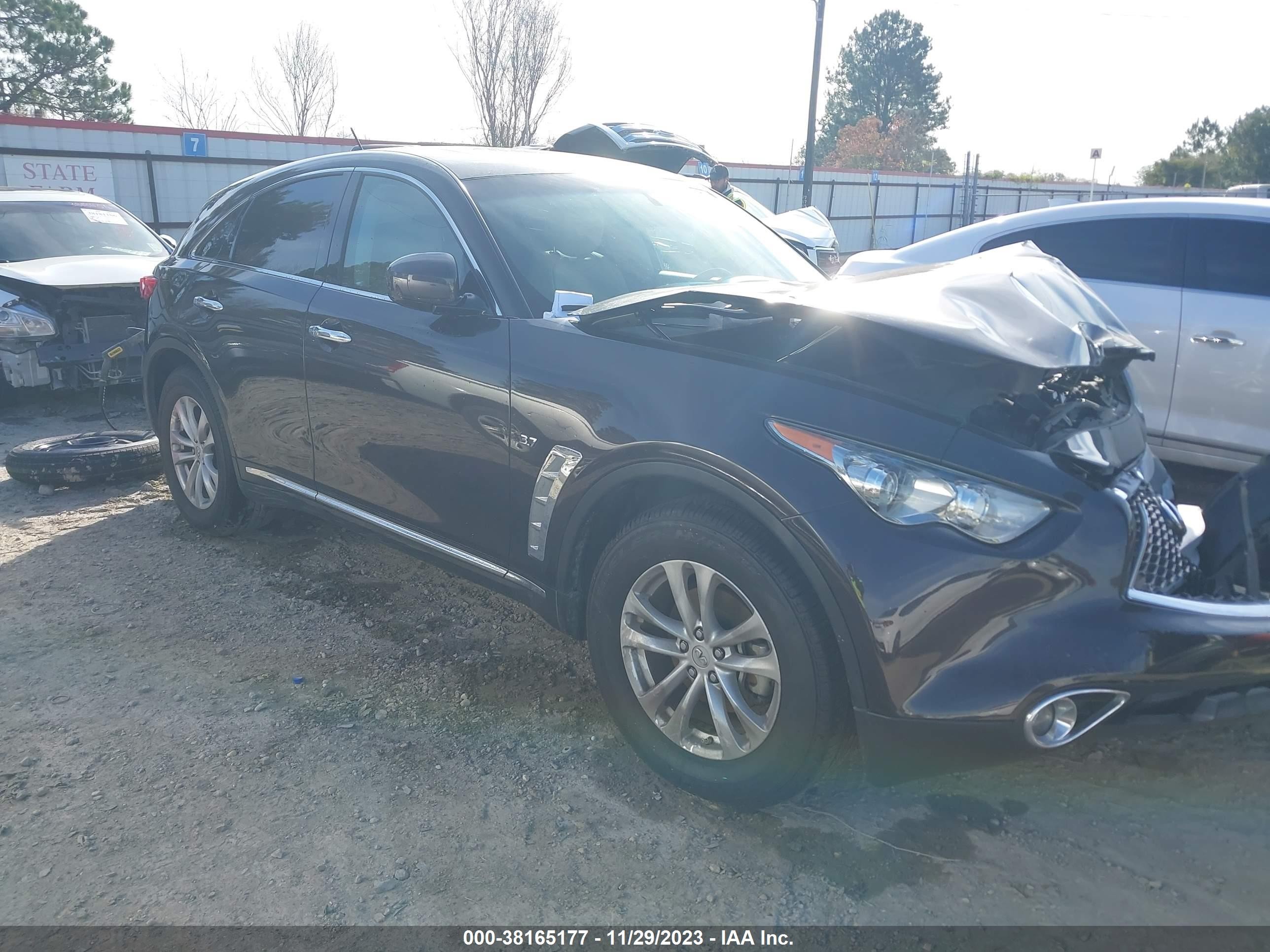 INFINITI QX70 2017 jn8cs1mu6hm143568