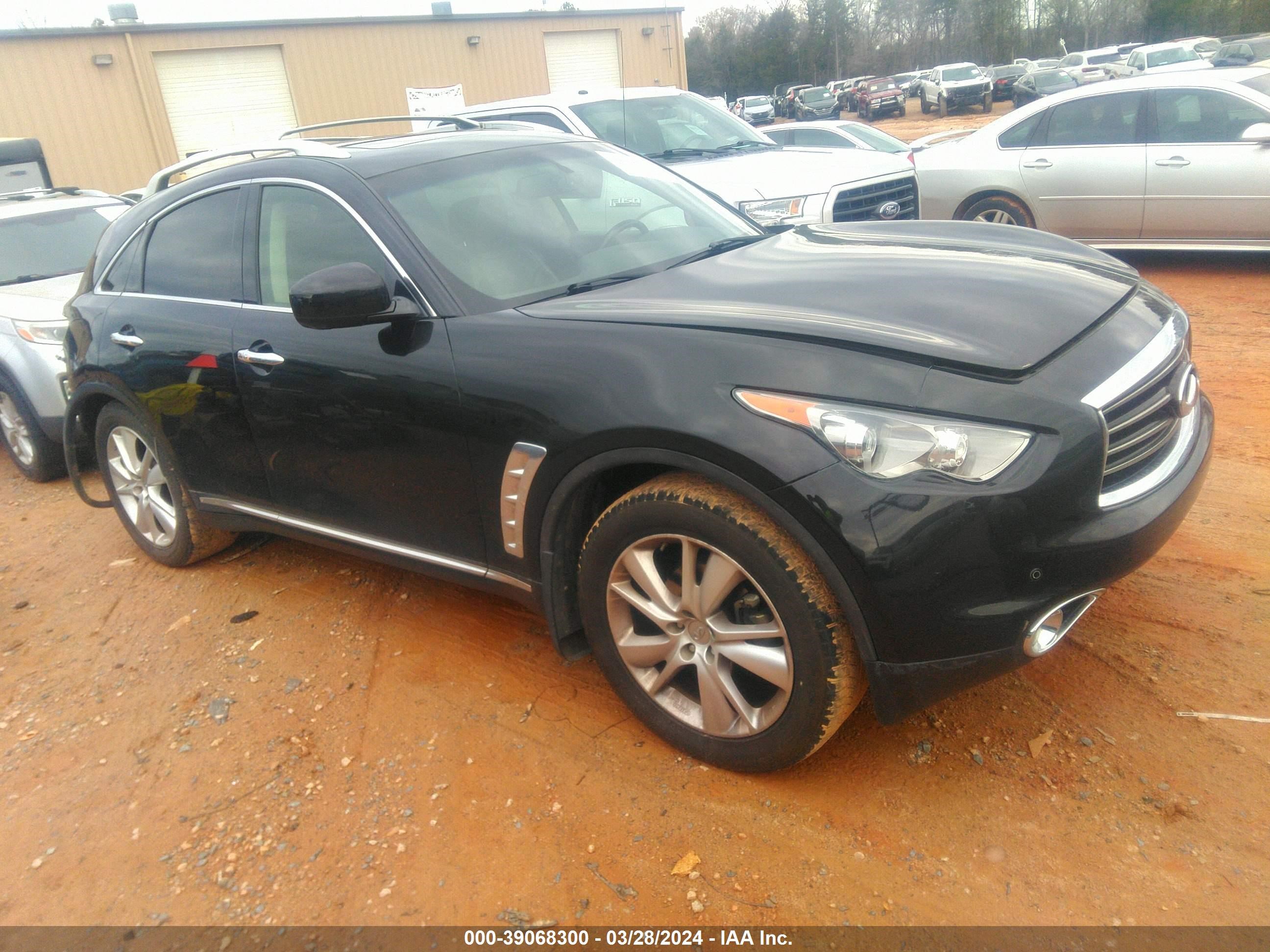 INFINITI QX70 2014 jn8cs1mw0em411544