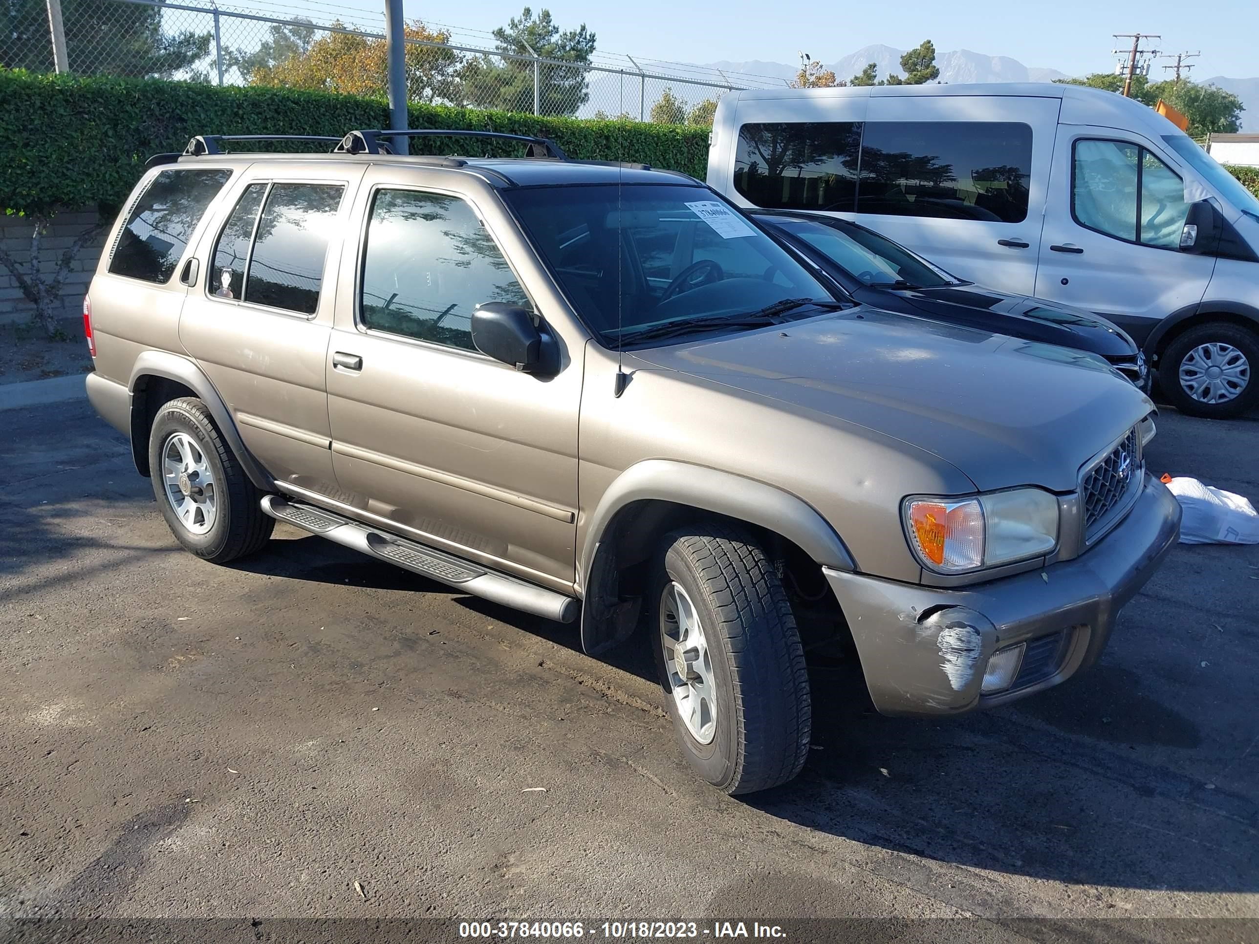 NISSAN PATHFINDER 2001 jn8dr09x71w572659