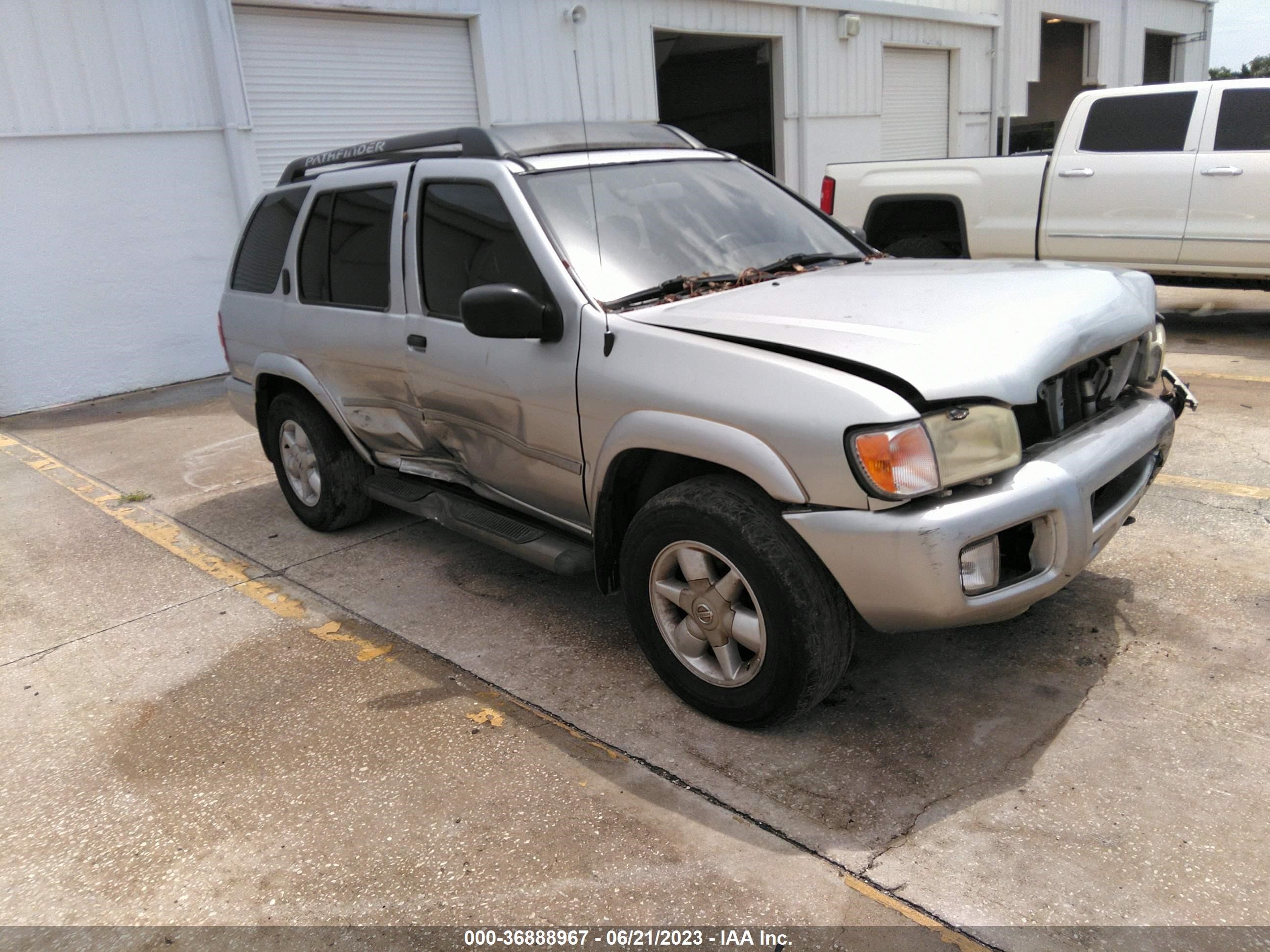 NISSAN PATHFINDER 2002 jn8dr09y32w710630