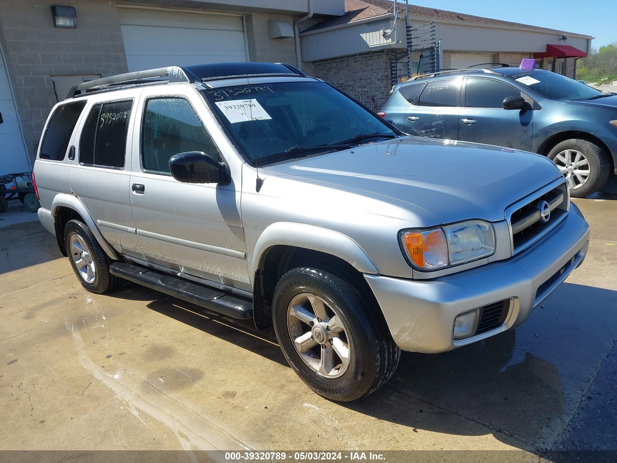 NISSAN PATHFINDER 2003 jn8dr09y63w816409