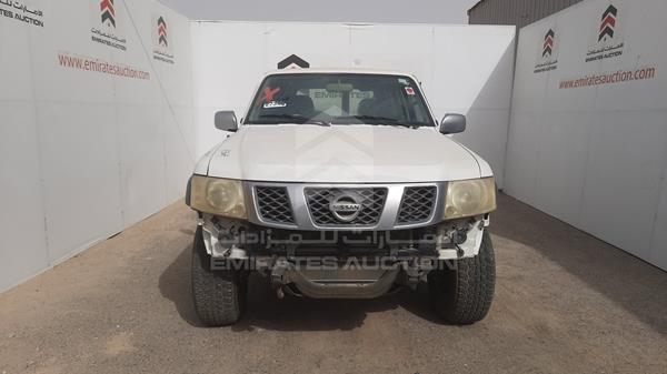 NISSAN PATROL 2010 jn8fy15y9ax581356