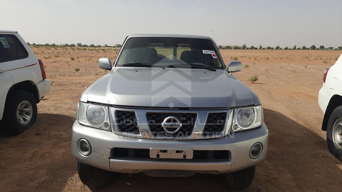 NISSAN PATROL 2017 jn8fy1ny7hx025704